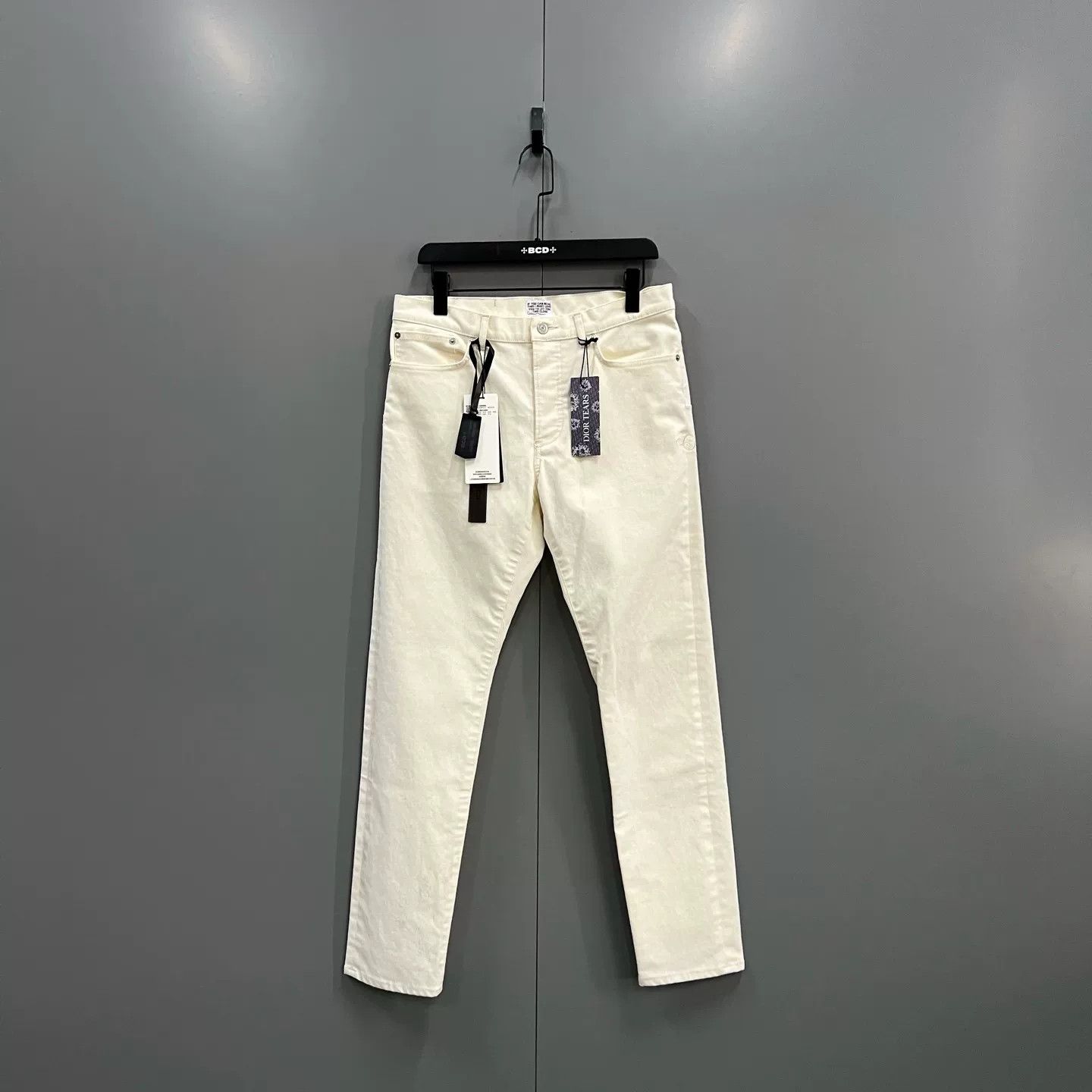 Dior Dior Tears Slim Fit Off-White Denim Jeans 30 Size US 30 / EU 46 - 2 Thumbnail