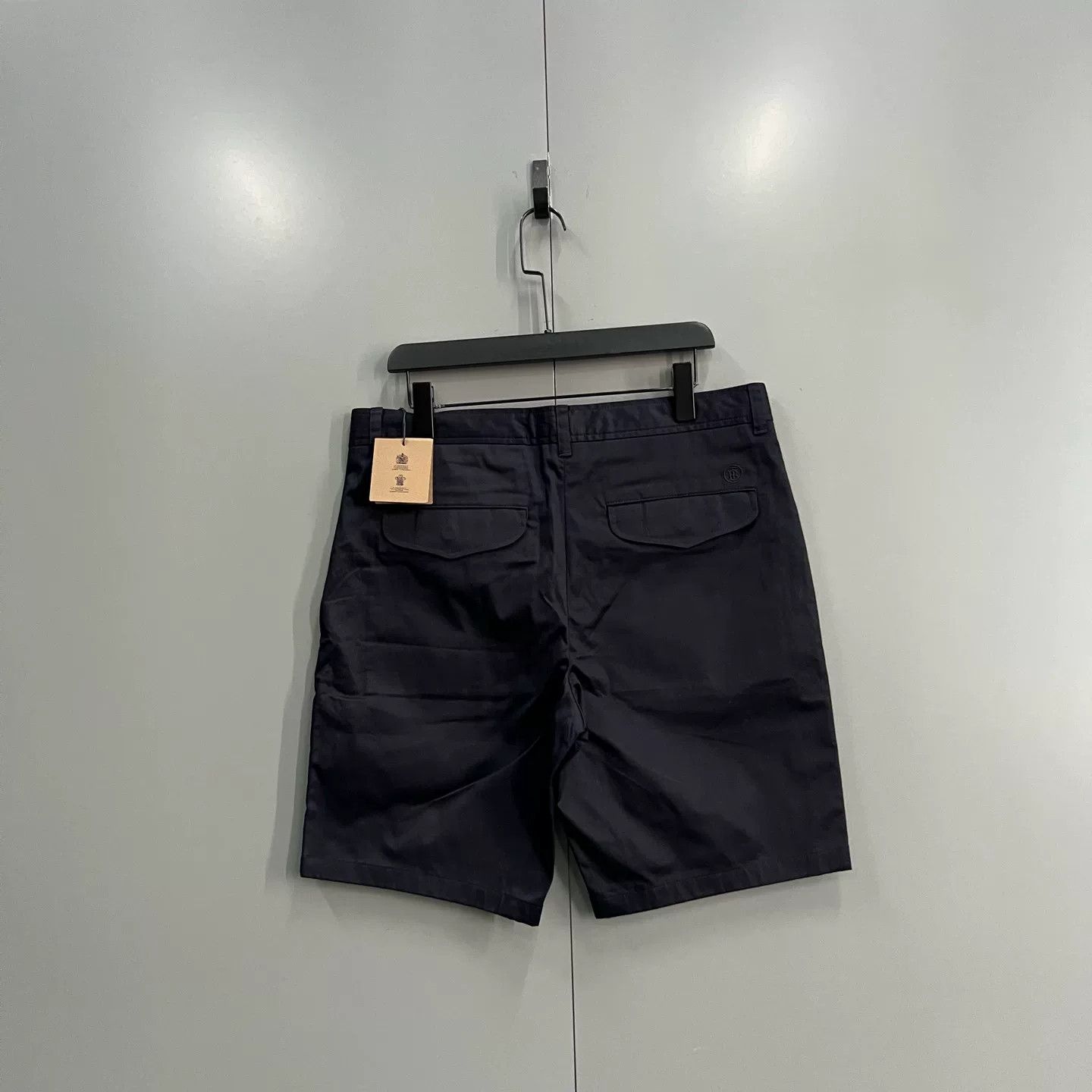 Burberry Burberry Solid Straight Chino Shorts EU 46 Size US 30 / EU 46 - 3 Thumbnail