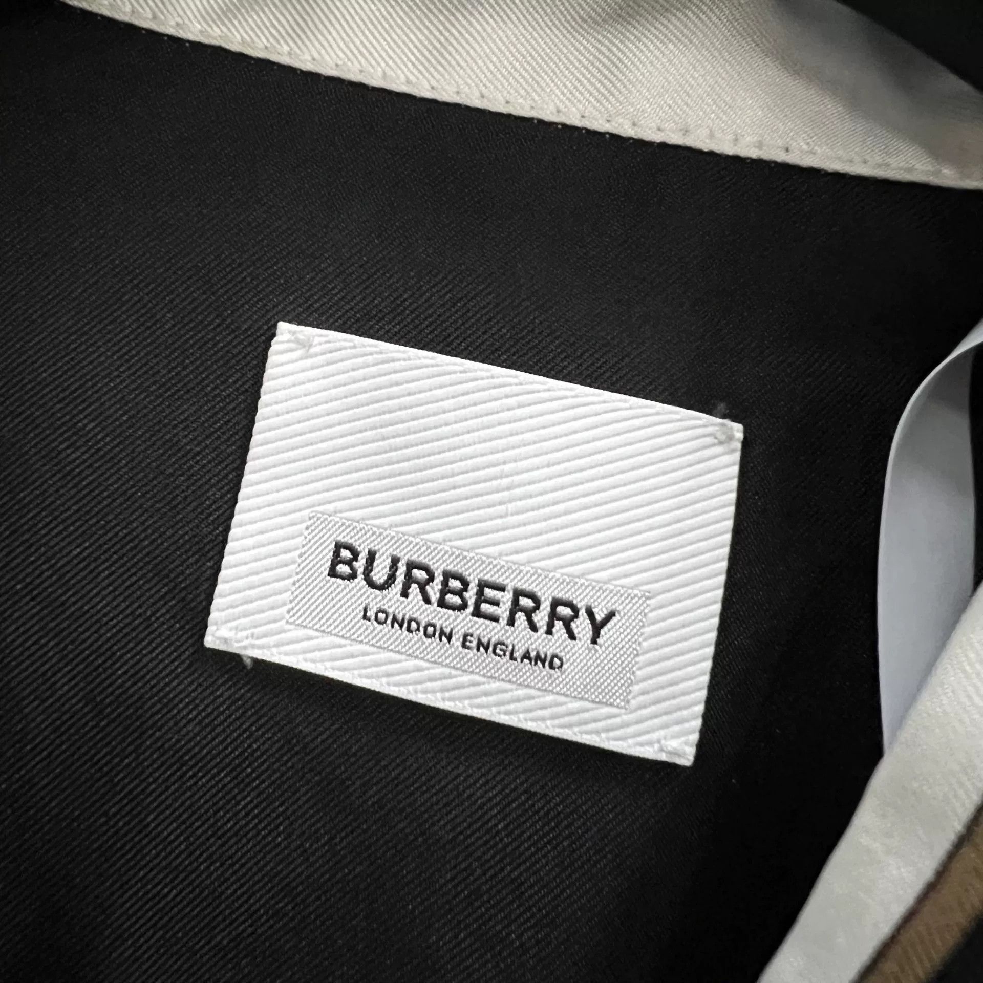 Burberry Burberry Scarf Print Silk Button Up Shirt IT 38 Size XS / US 0-2 / IT 36-38 - 4 Thumbnail