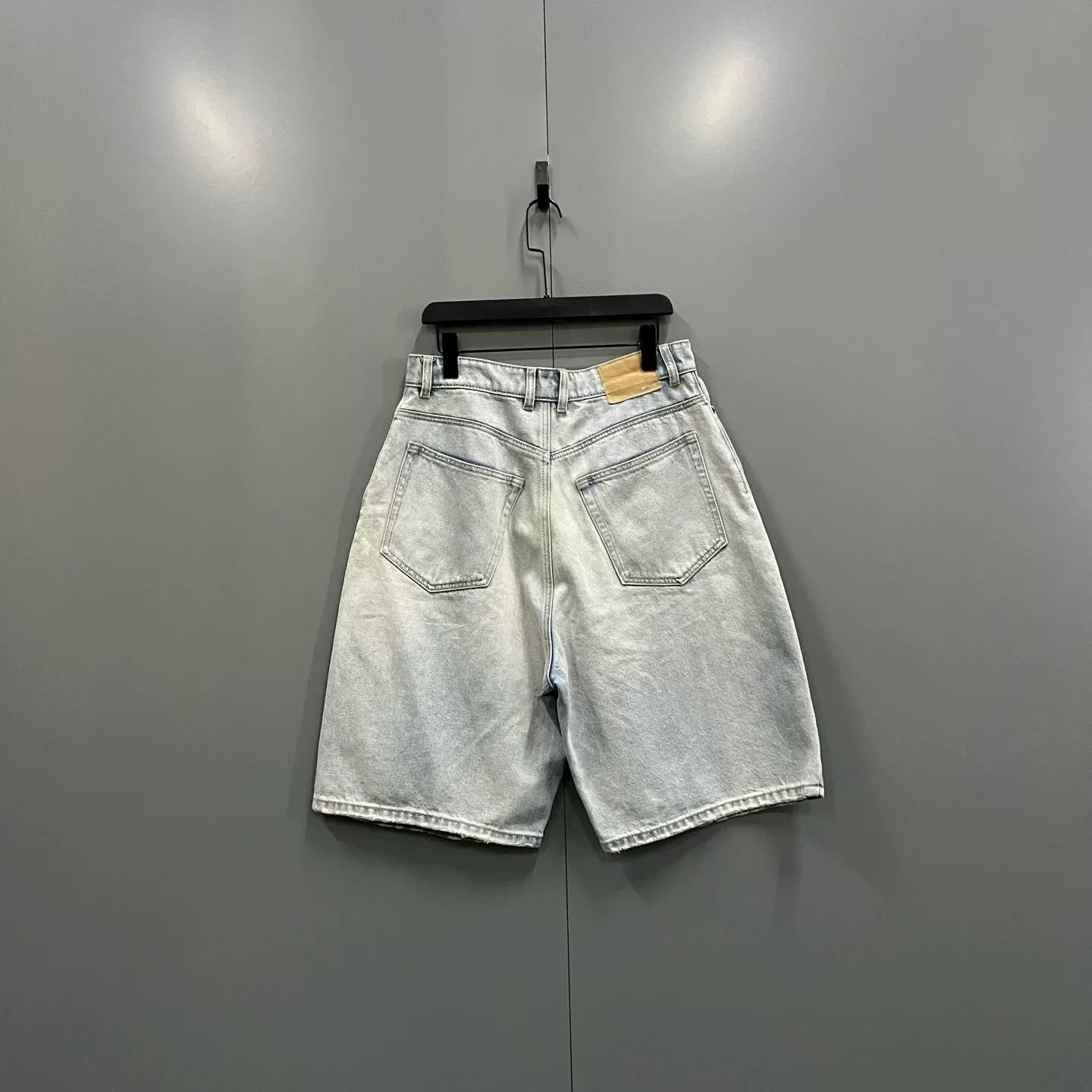 WE11DONE WE11DONE Light Wash Denim Shorts Size S Size US 30 / EU 46 - 3 Thumbnail