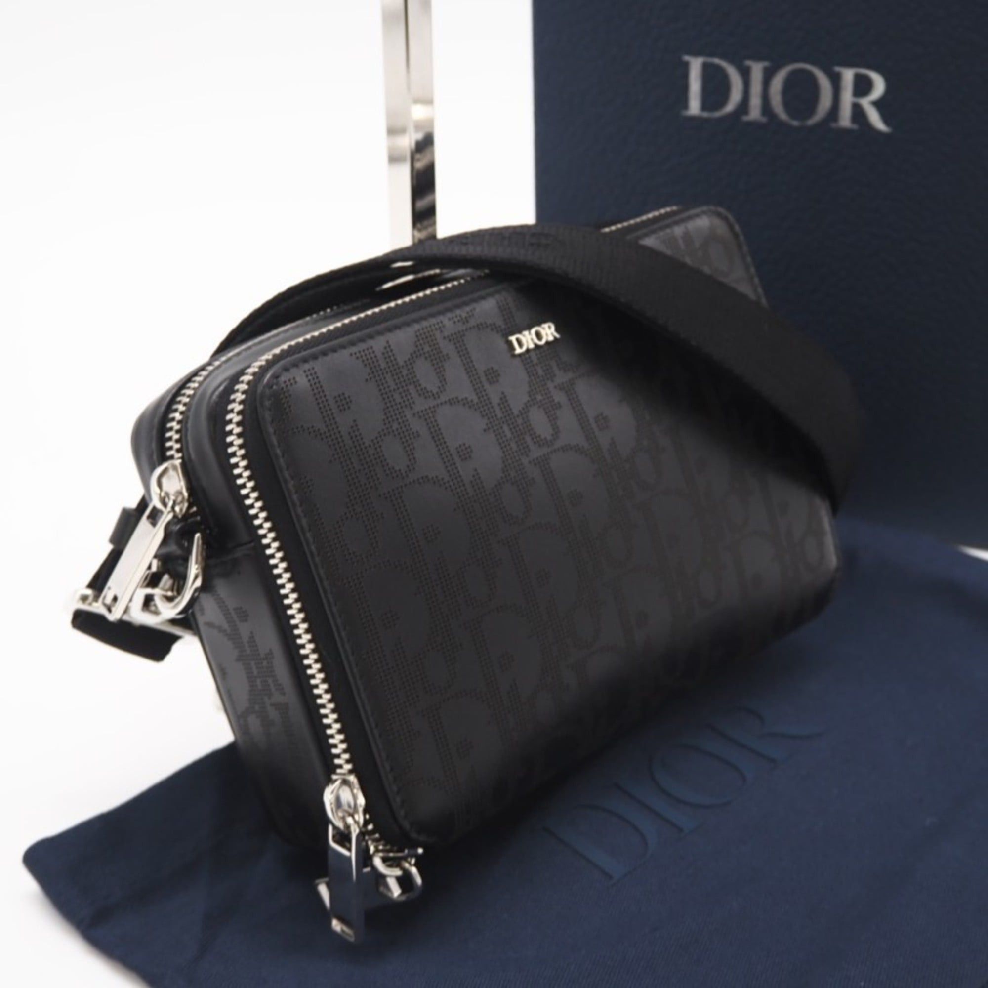 Dior Christian Dior Dior Oblique Galaxy Leather Shoulder Bag 2ESBC119VPD Black for Women Size ONE SIZE - 2 Thumbnail