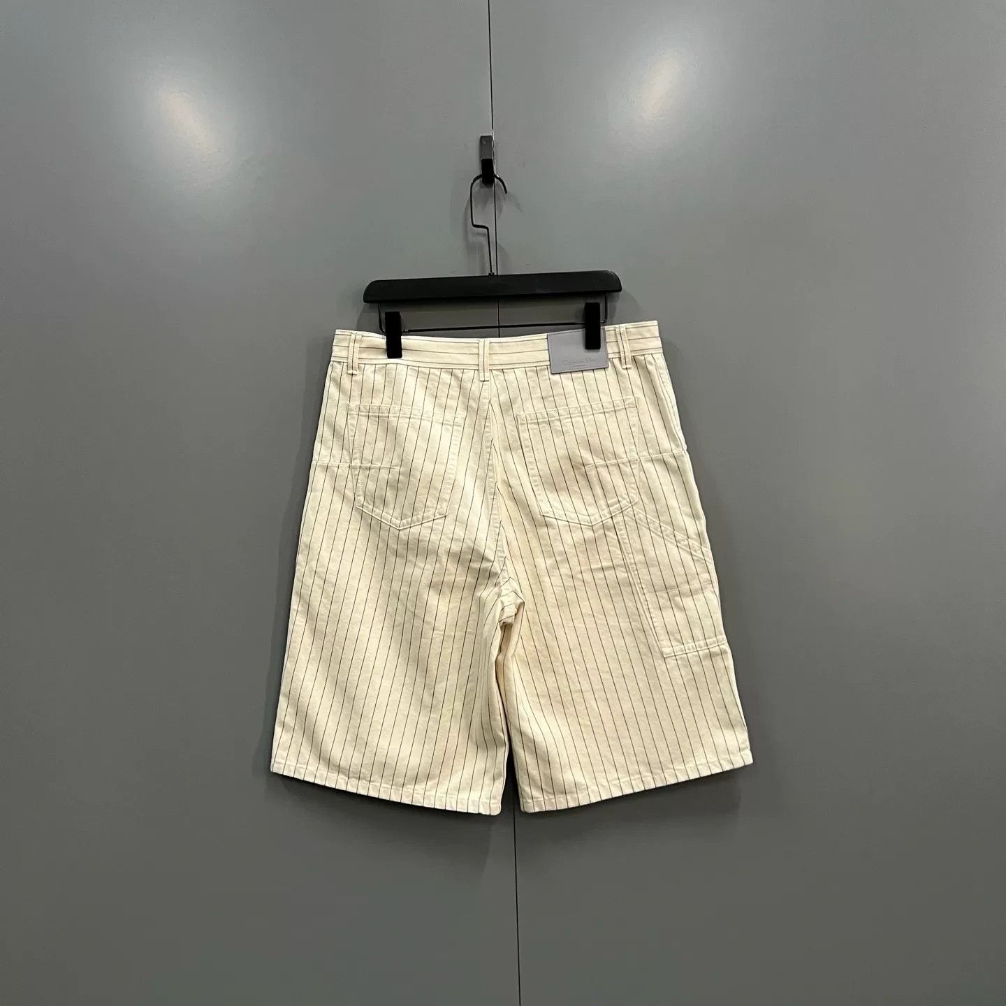Dior Dior Striped Embroidered Logo Shorts Size 33 Size US 33 - 3 Thumbnail