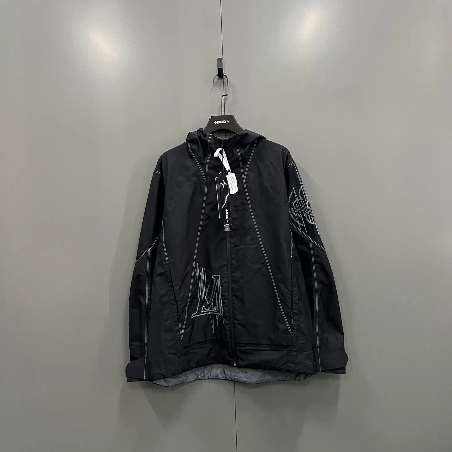 Louis Vuitton Louis Vuitton Lv Frequency Embroidered Jacket Size 52 Size US L / EU 52-54 / 3 - 2 Thumbnail