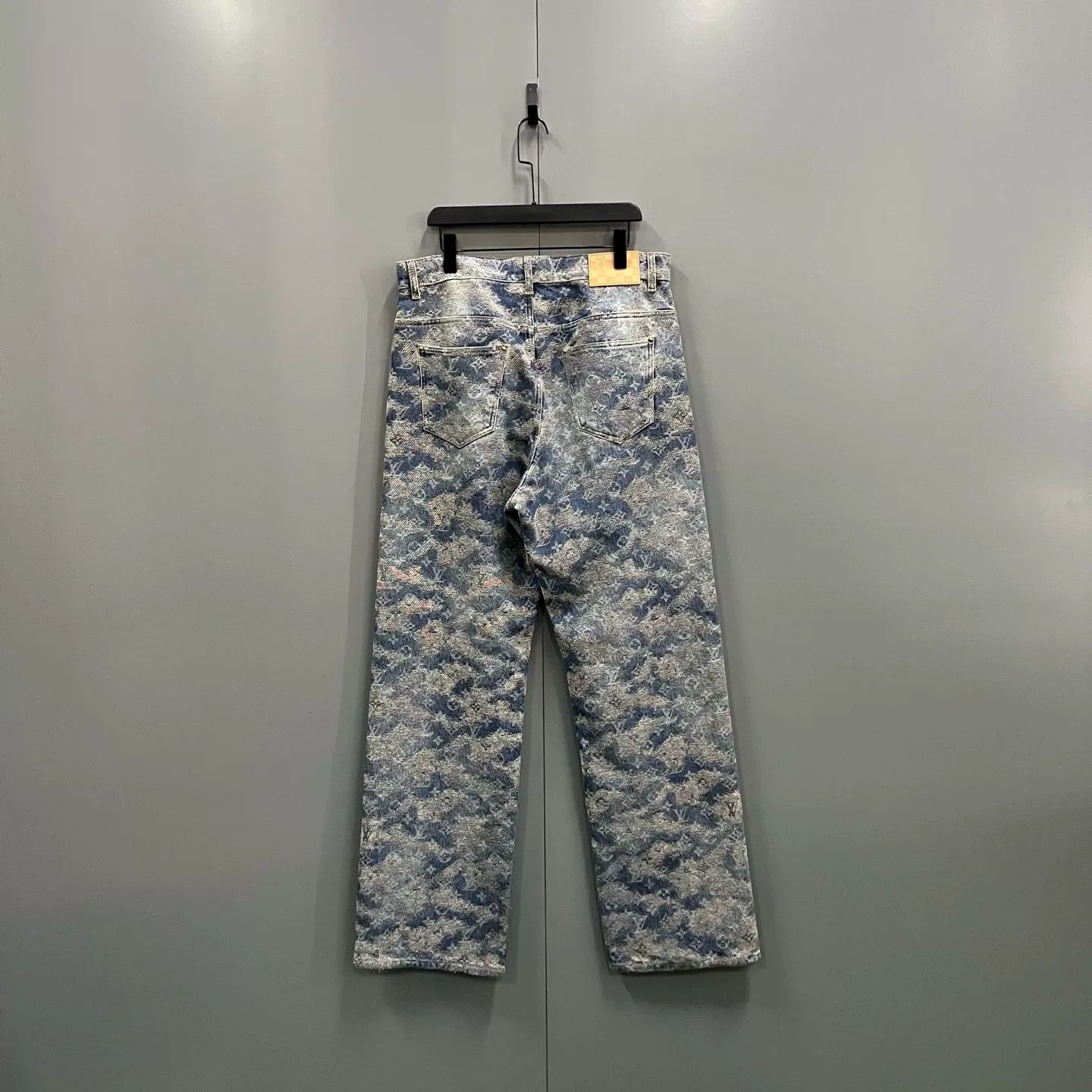 Louis Vuitton Louis Vuitton Monogram Tie-Dye Straight Denim Pants 32 Size US 32 / EU 48 - 3 Thumbnail