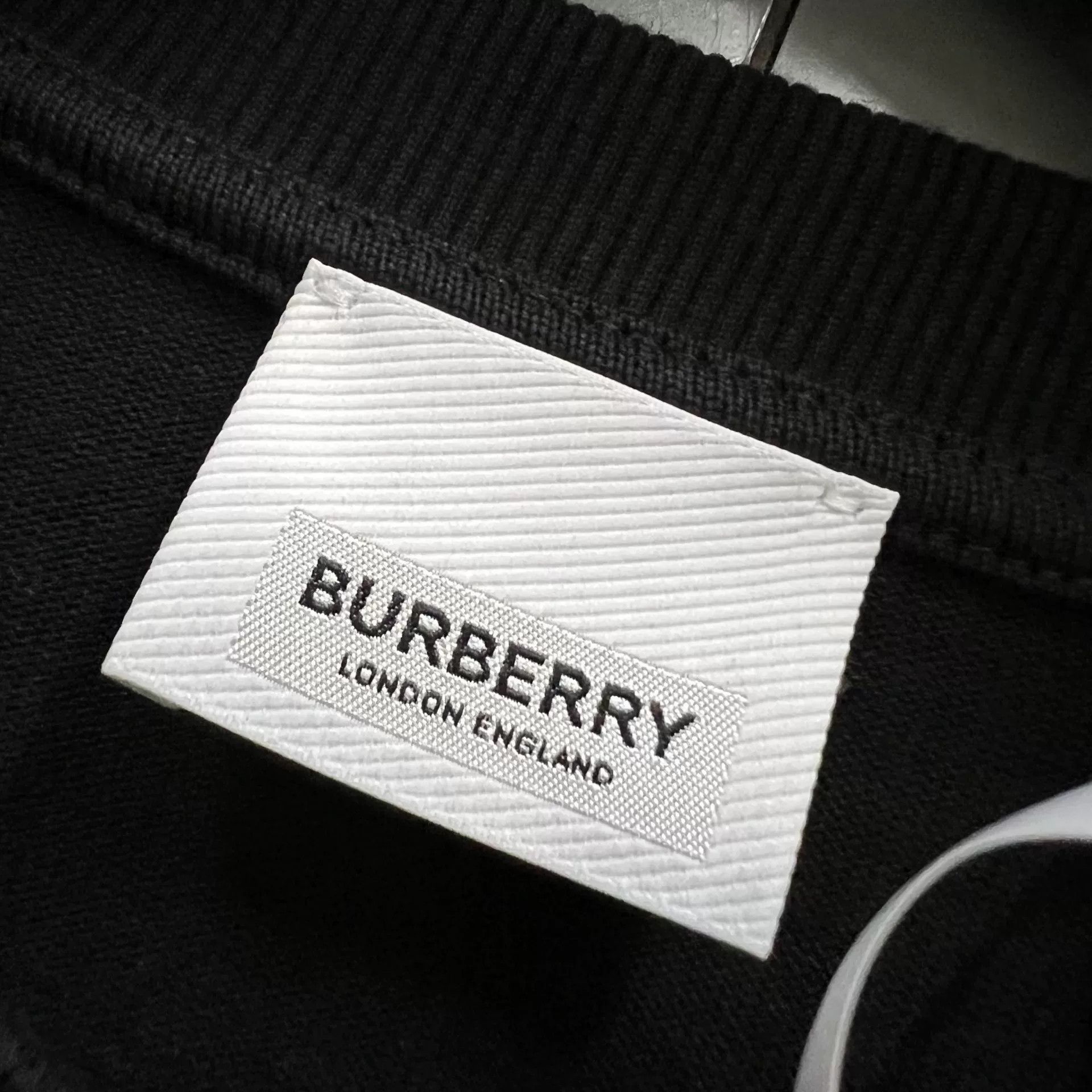 Burberry Burberry Crystal Embellished T-Shirt Size XS Size US XS / EU 42 / 0 - 4 Thumbnail