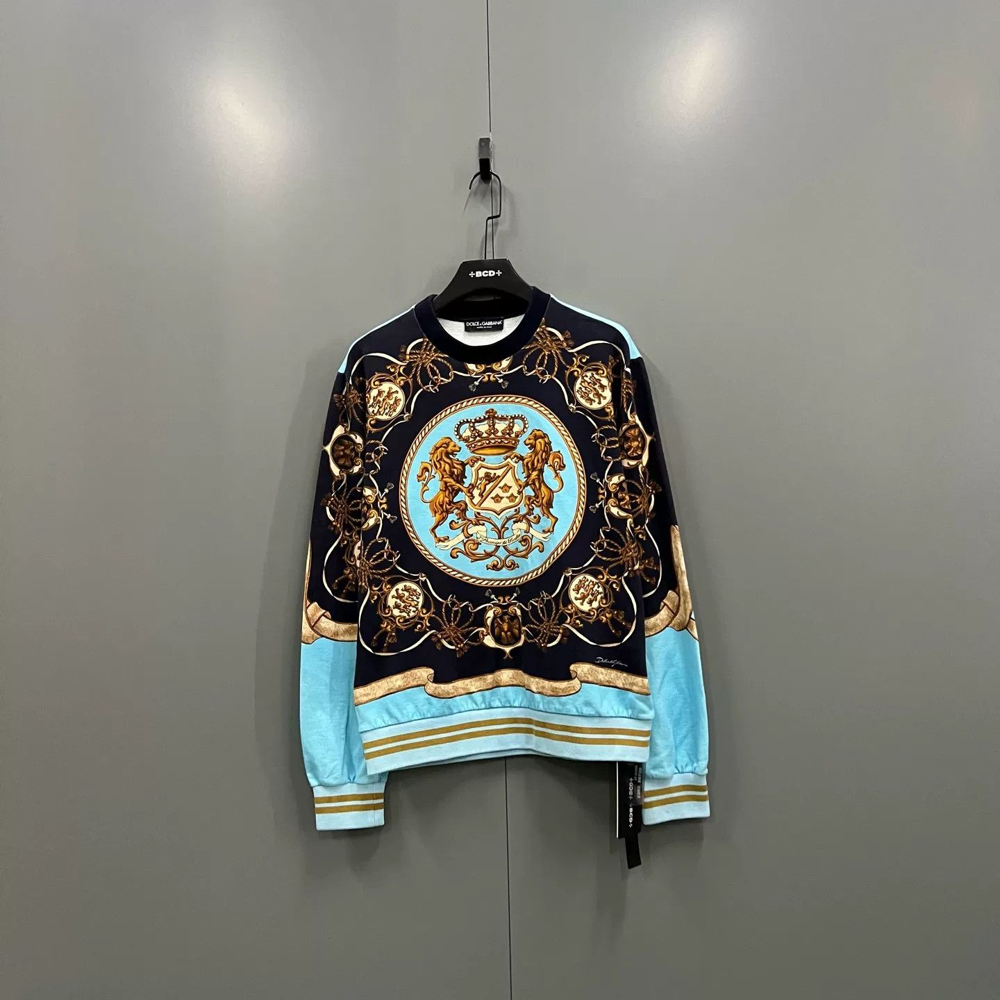 Dolce & Gabbana Dolce & Gabbana Crest Print Sweatshirt 52 Size US L / EU 52-54 / 3 - 2 Thumbnail