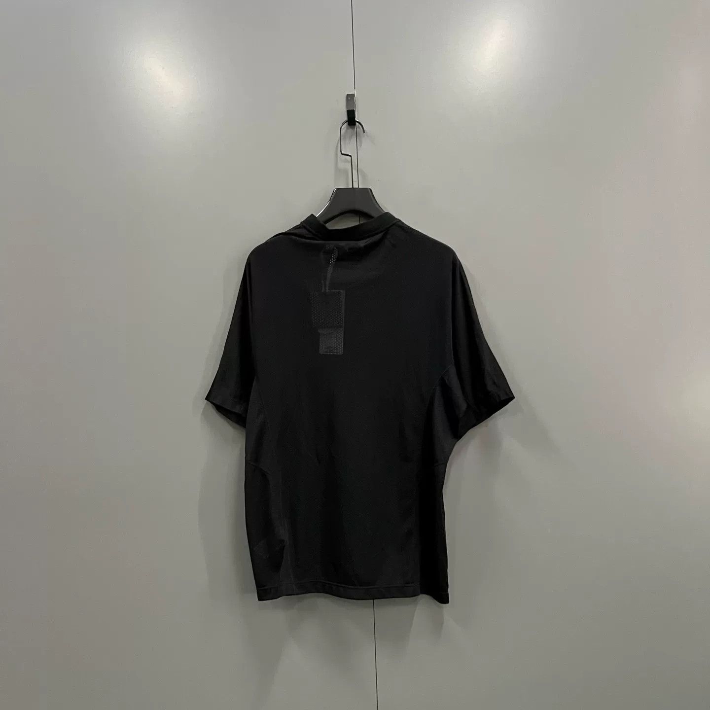 Burberry Burberry Eye Logo Print Mesh T-Shirt Size XS Size US XS / EU 42 / 0 - 3 Thumbnail