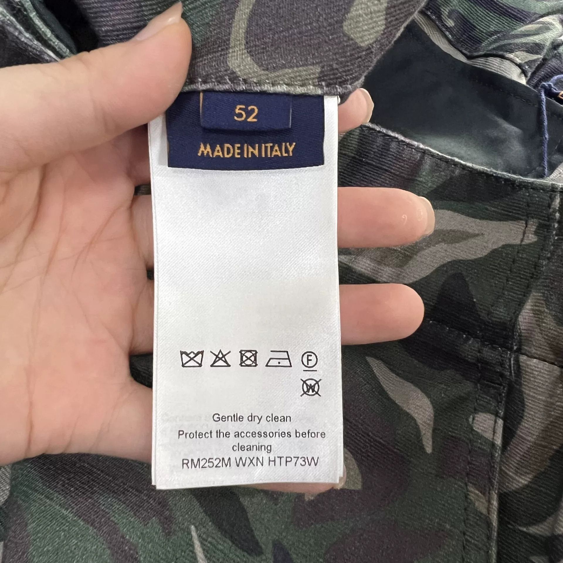Louis Vuitton Louis Vuitton x Nigo Camo Pocket Cargo Pants 36 Size US 36 / EU 52 - 6 Thumbnail
