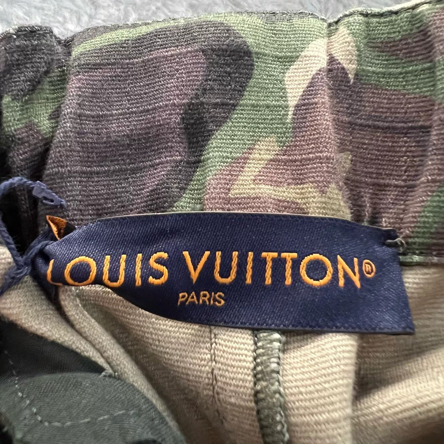 Louis Vuitton Louis Vuitton x Nigo Camo Pocket Cargo Pants 36 Size US 36 / EU 52 - 4 Thumbnail