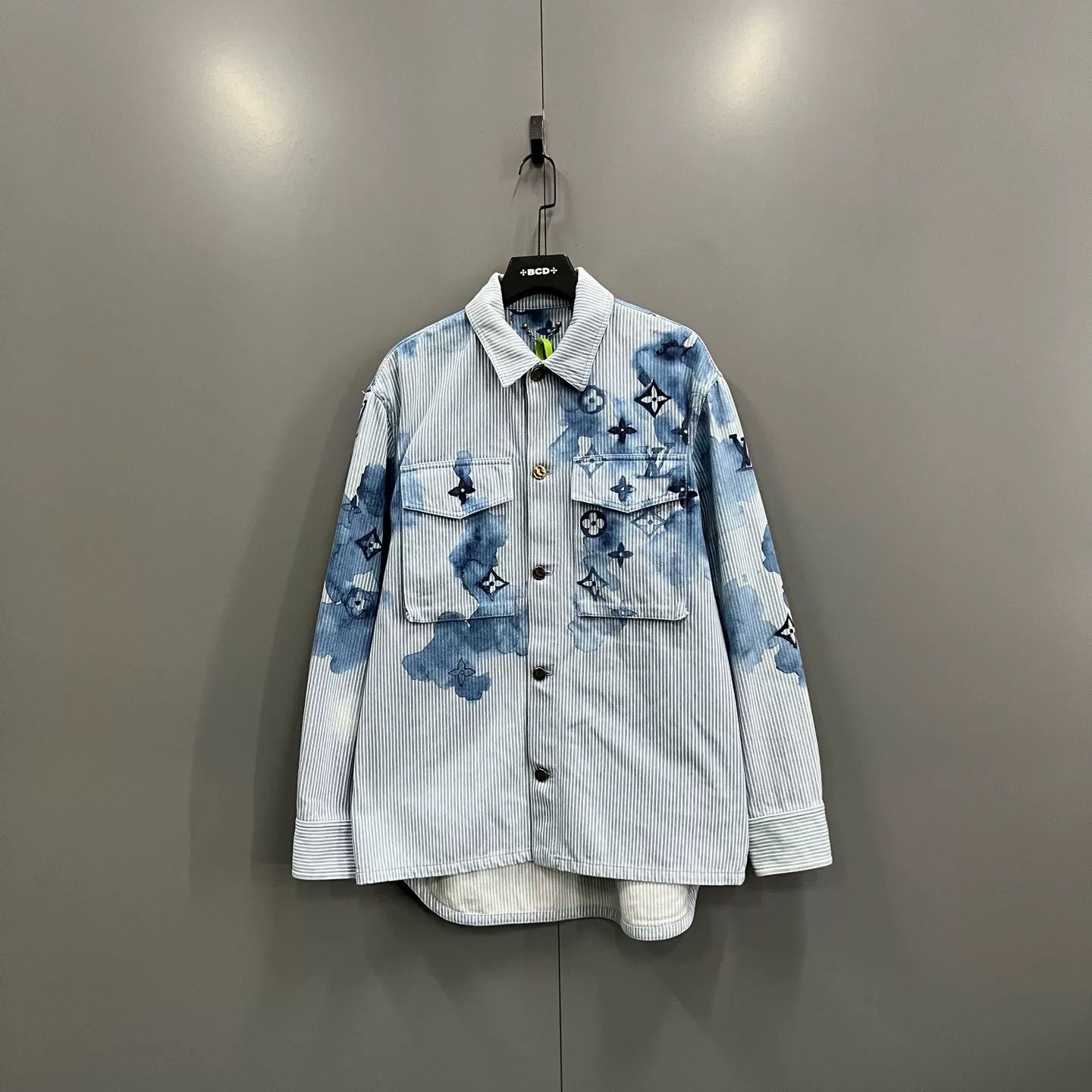 Louis Vuitton Louis Vuitton Watercolor Monogram Stripe Shirt M Size US M / EU 48-50 / 2 - 2 Thumbnail