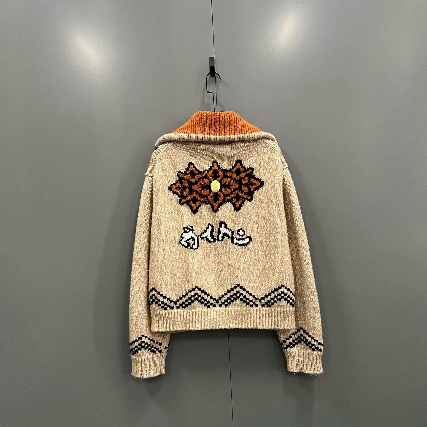 Louis Vuitton Louis Vuitton x Nigo Intarsia Knit Jacket Size L Size US L / EU 52-54 / 3 - 3 Thumbnail