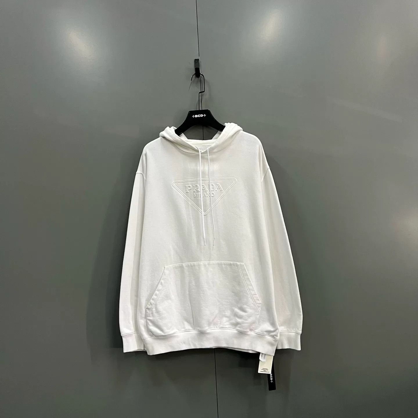 Prada Prada Embossed Triangle Logo Hoodie Size M Size US M / EU 48-50 / 2 - 2 Thumbnail
