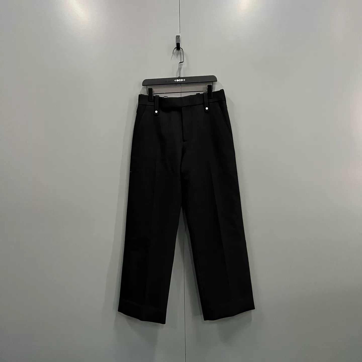 Burberry Burberry Virgin Wool Trousers 30 Size US 30 / EU 46 - 2 Thumbnail