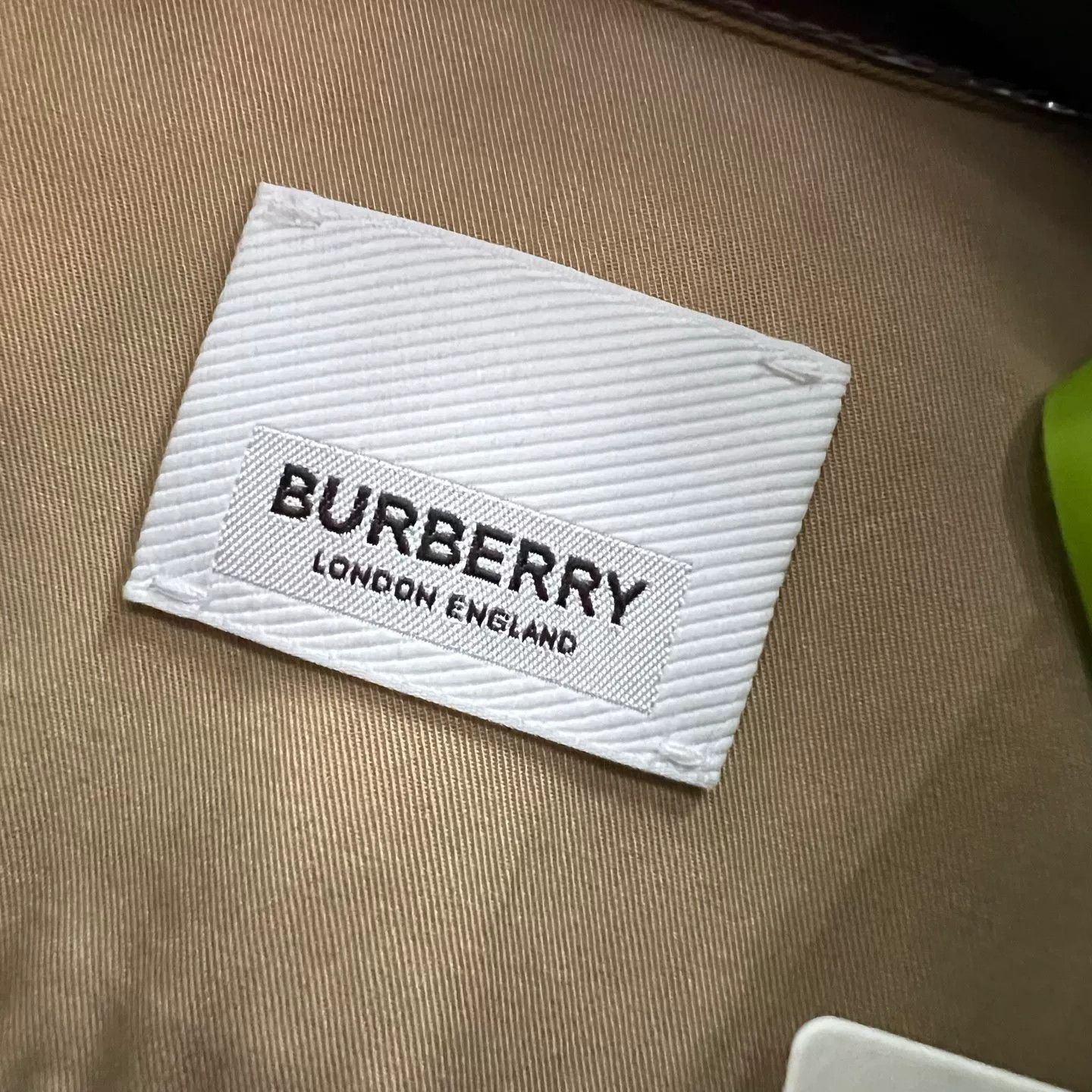 Burberry Burberry Graphic Patch Button Up Shirt IT 40 Size S / US 4 / IT 40 - 4 Thumbnail