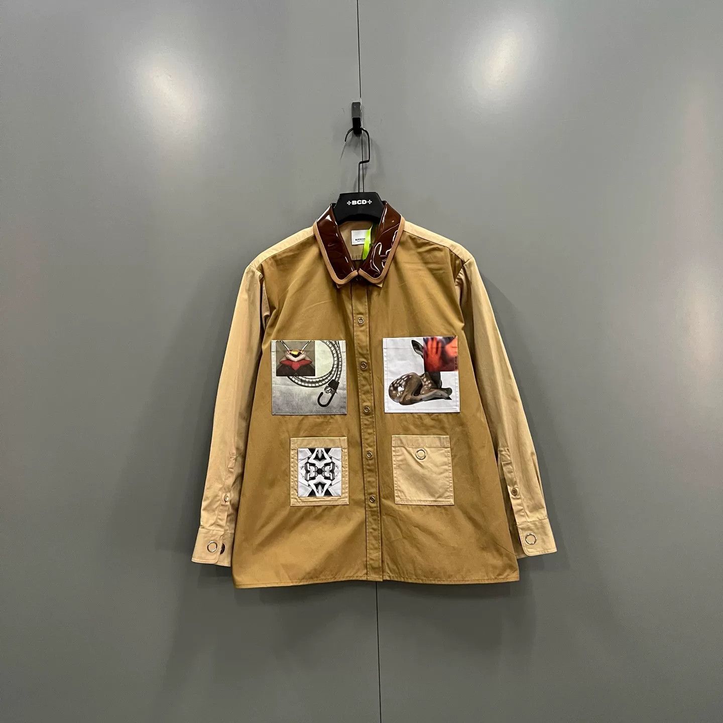 Burberry Burberry Graphic Patch Button Up Shirt IT 40 Size S / US 4 / IT 40 - 2 Thumbnail