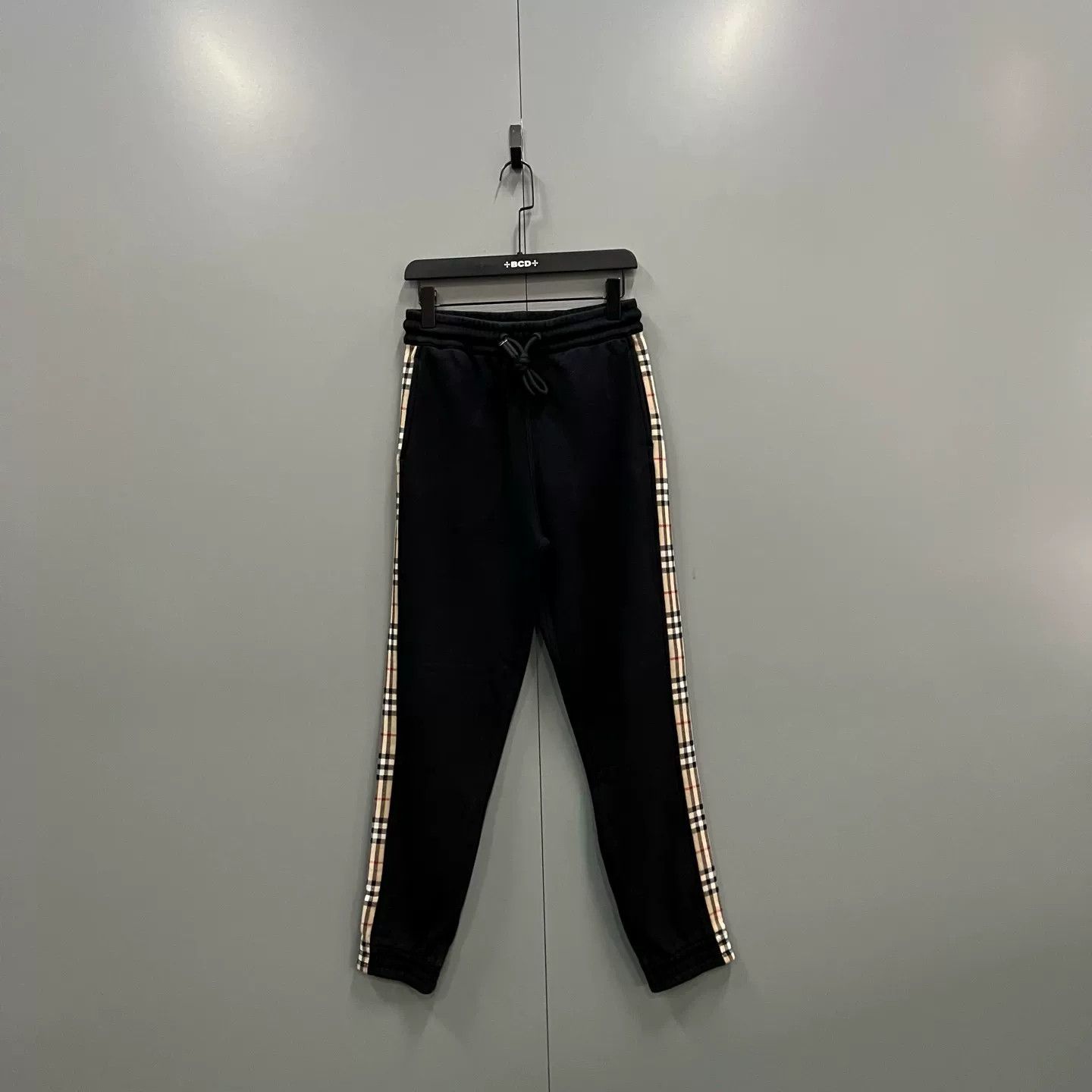 Burberry Burberry Side Stripe Check Sweatpants XS Size US 28 / EU 44 - 2 Thumbnail