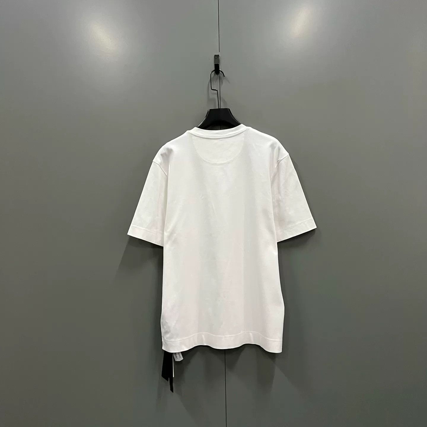 Fendi Fendi Zipped Pocket Logo T-Shirt Size L Size US L / EU 52-54 / 3 - 3 Thumbnail