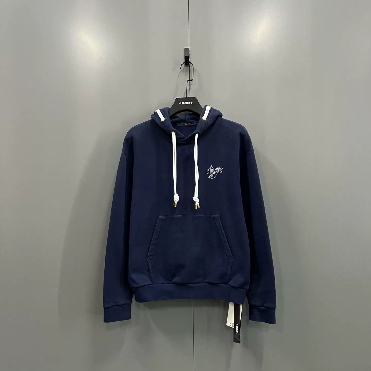 Louis Vuitton Louis Vuitton Back Logo Embroidered Hoodie XS Size US XS / EU 42 / 0 - 2 Thumbnail