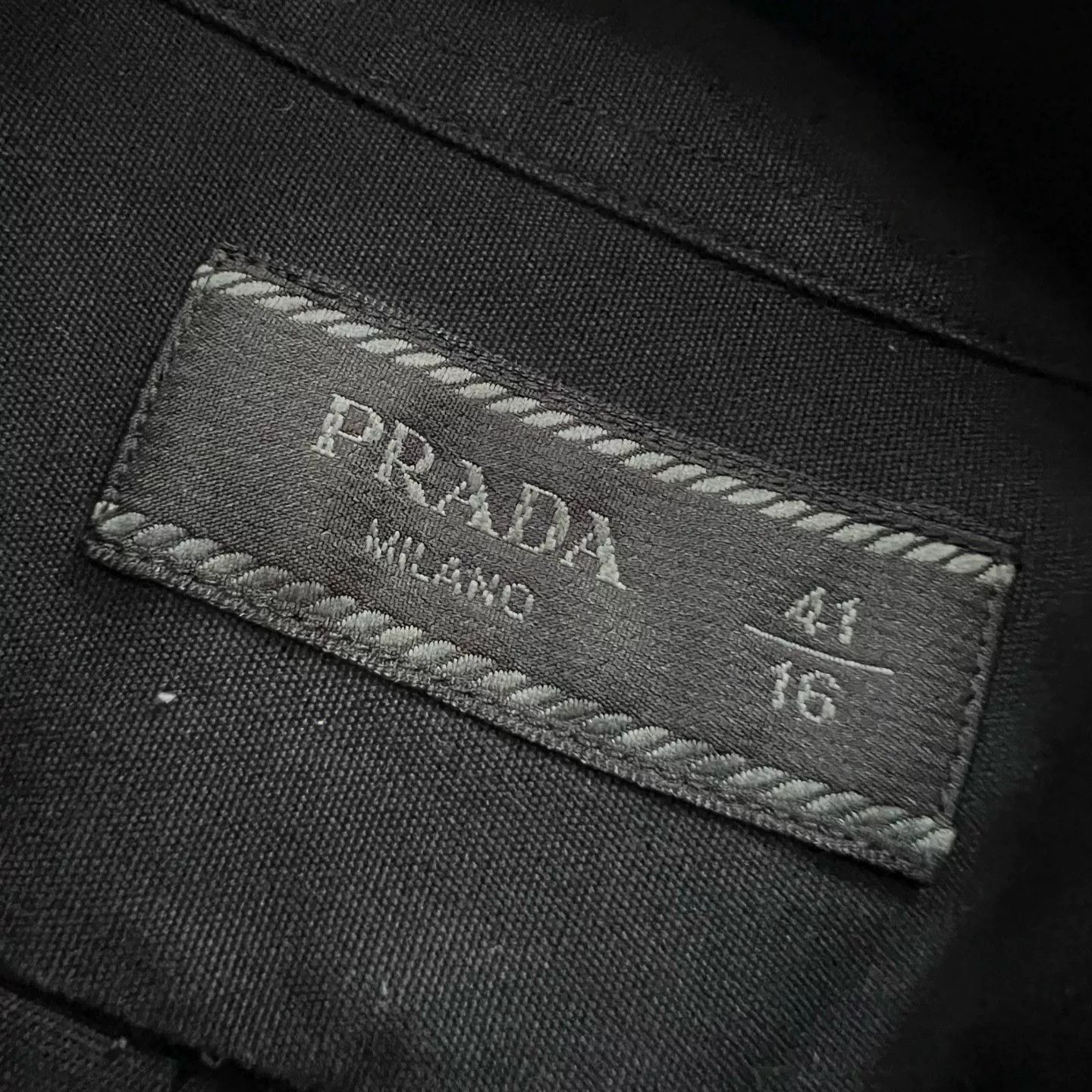 Prada Prada Pocket Detail Short Sleeve Shirt L Size US L / EU 52-54 / 3 - 4 Thumbnail