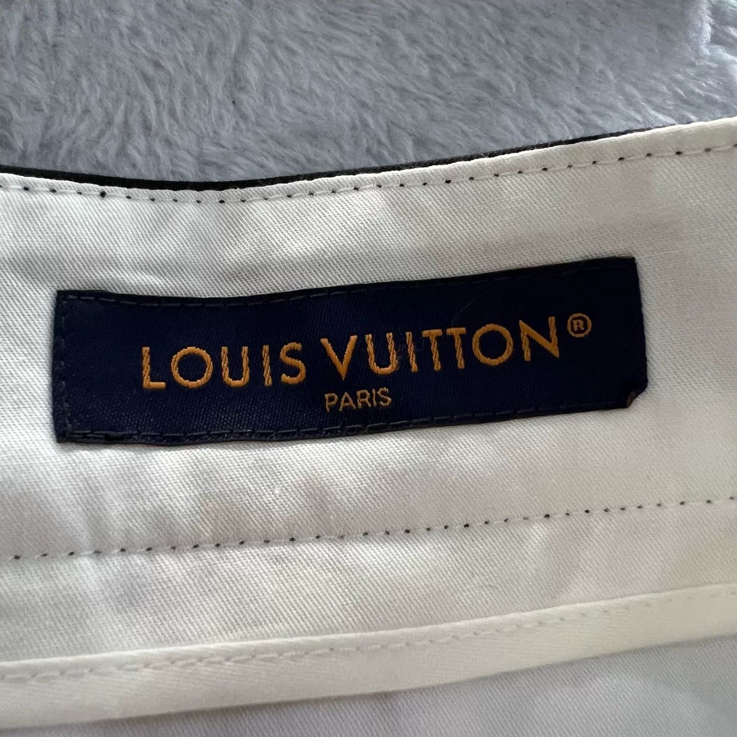 Louis Vuitton Louis Vuitton Embroidered Logo Casual Pants 46 Size US 30 / EU 46 - 4 Thumbnail
