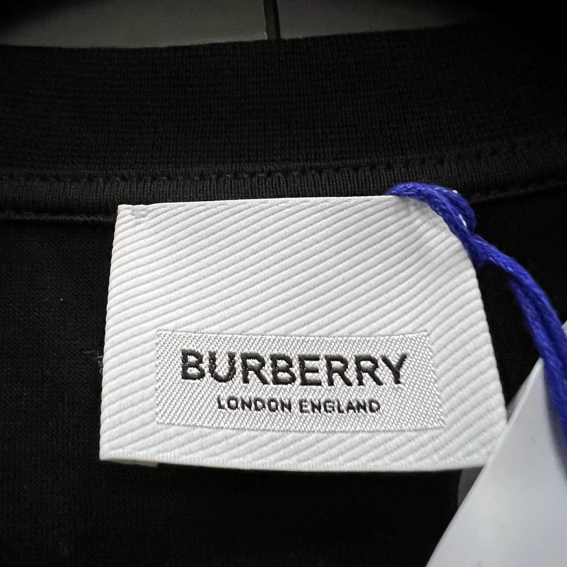Burberry Burberry Rabbit Ear Logo T-Shirt US XXS Size US XXS / EU 40 - 4 Thumbnail