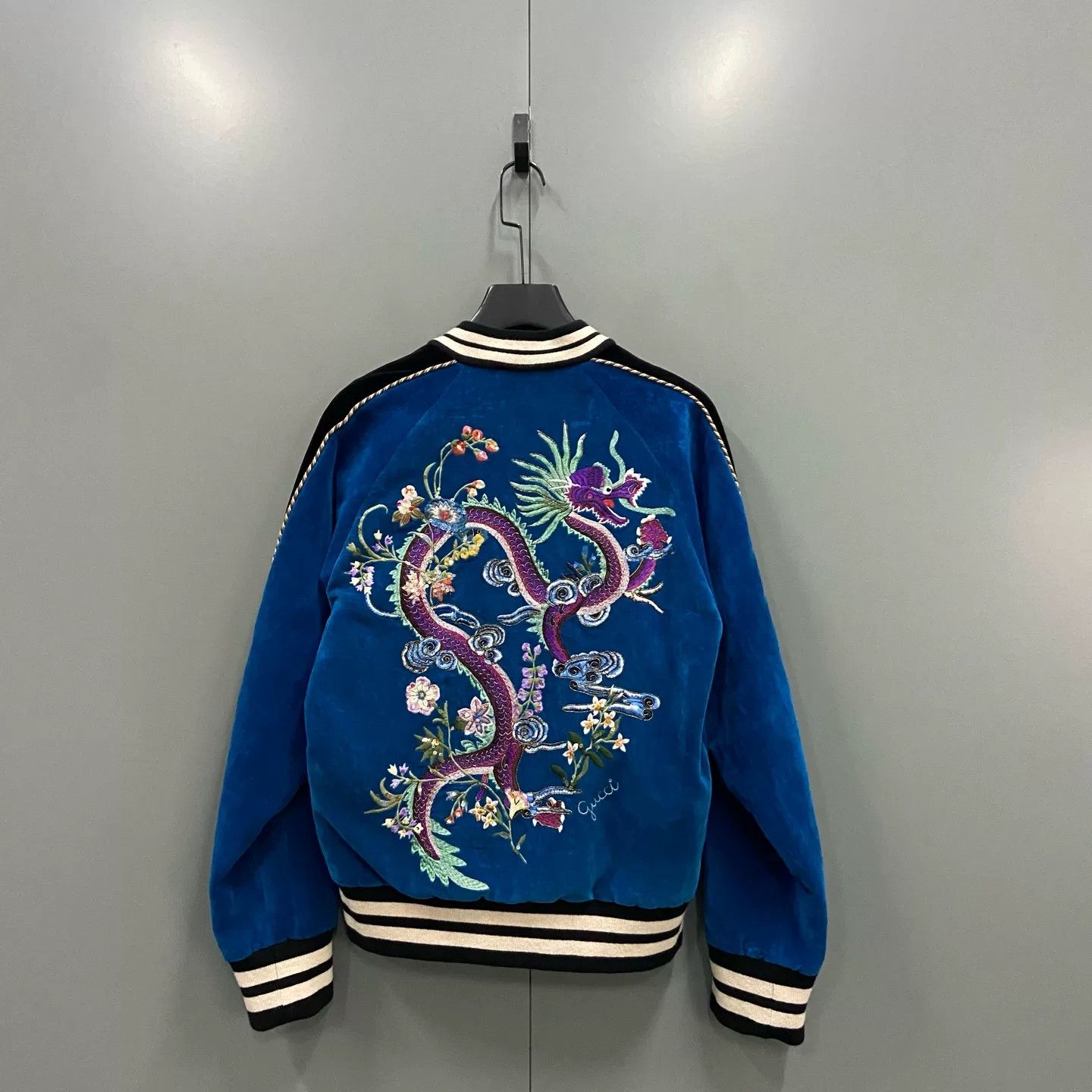 Gucci Gucci Dragon Embroidered Velvet Bomber Jacket 46 Size US S / EU 44-46 / 1 - 3 Thumbnail
