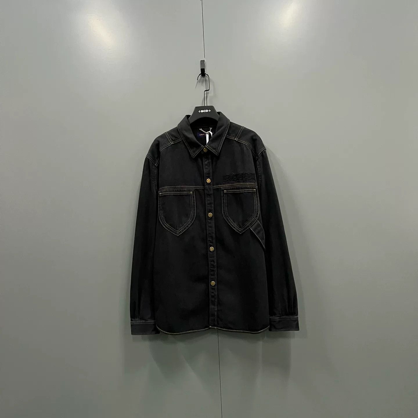 Louis Vuitton Louis Vuitton Distressed Denim Shirt Size XL Size US XL / EU 56 / 4 - 2 Thumbnail