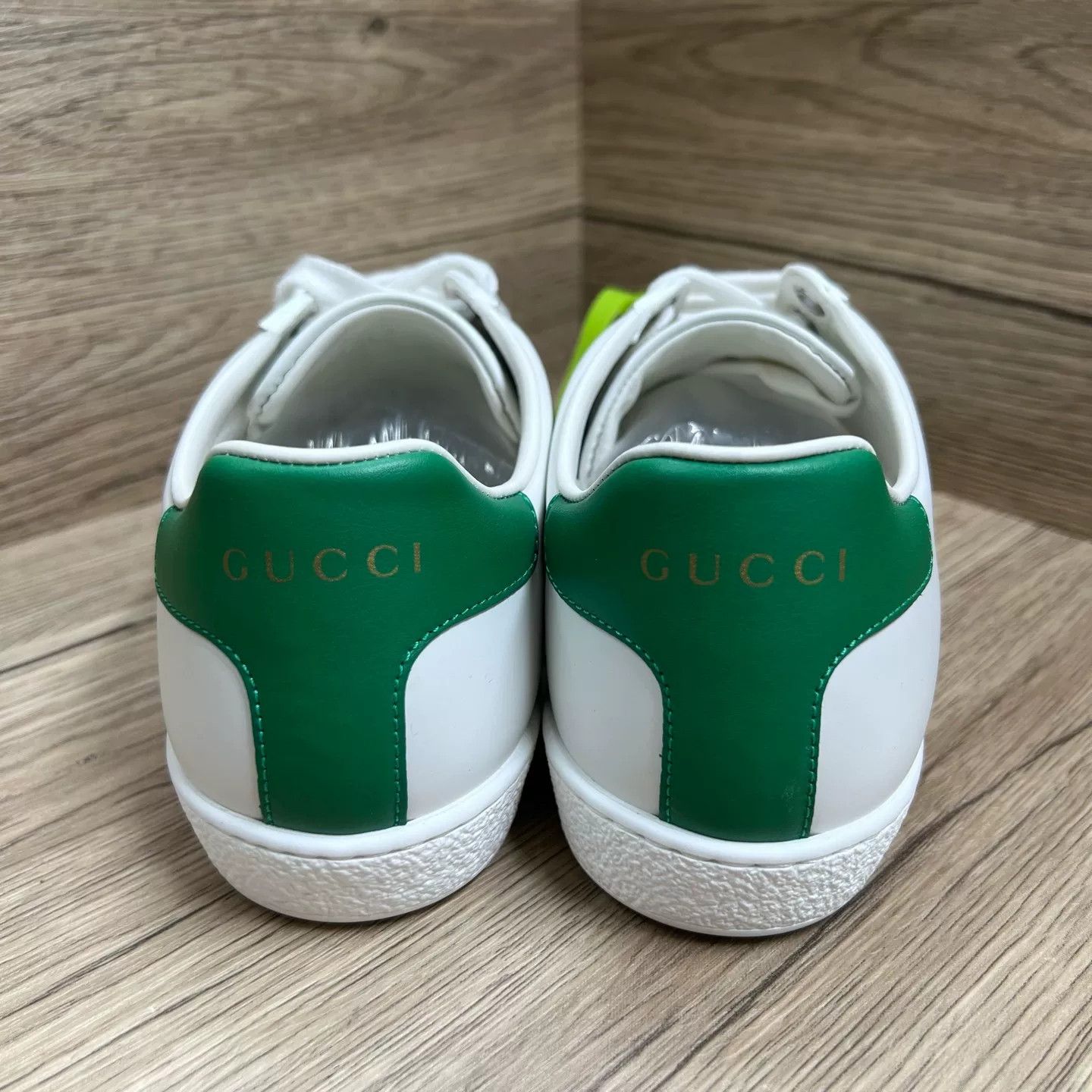 Gucci Gucci x Disney Donald Duck Ace Sneakers 35.5 Size US 5.5 / IT 35.5 - 7 Thumbnail