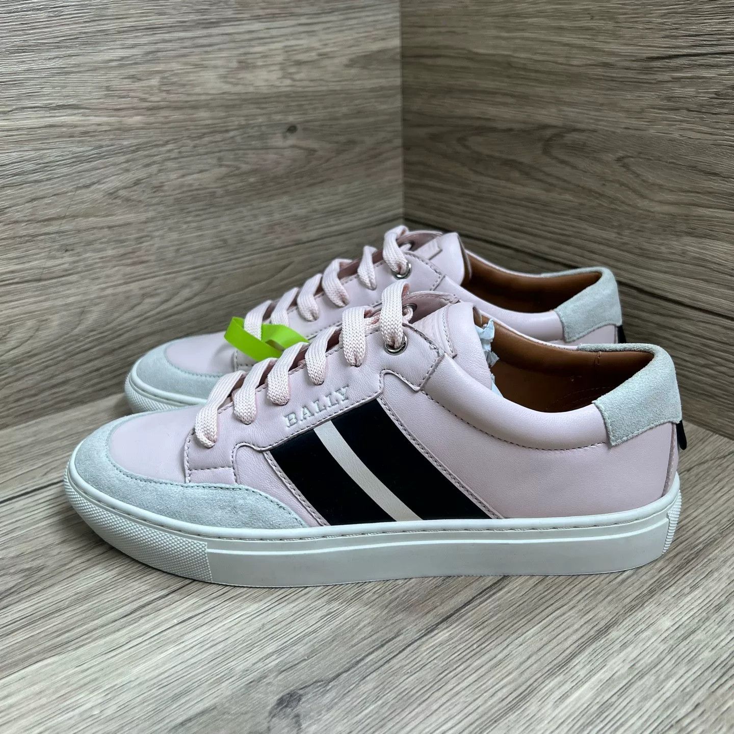 Bally Bally Pink Stripe Low-Top Sneakers EU 38.5 Size US 8.5 / IT 38.5 - 2 Thumbnail