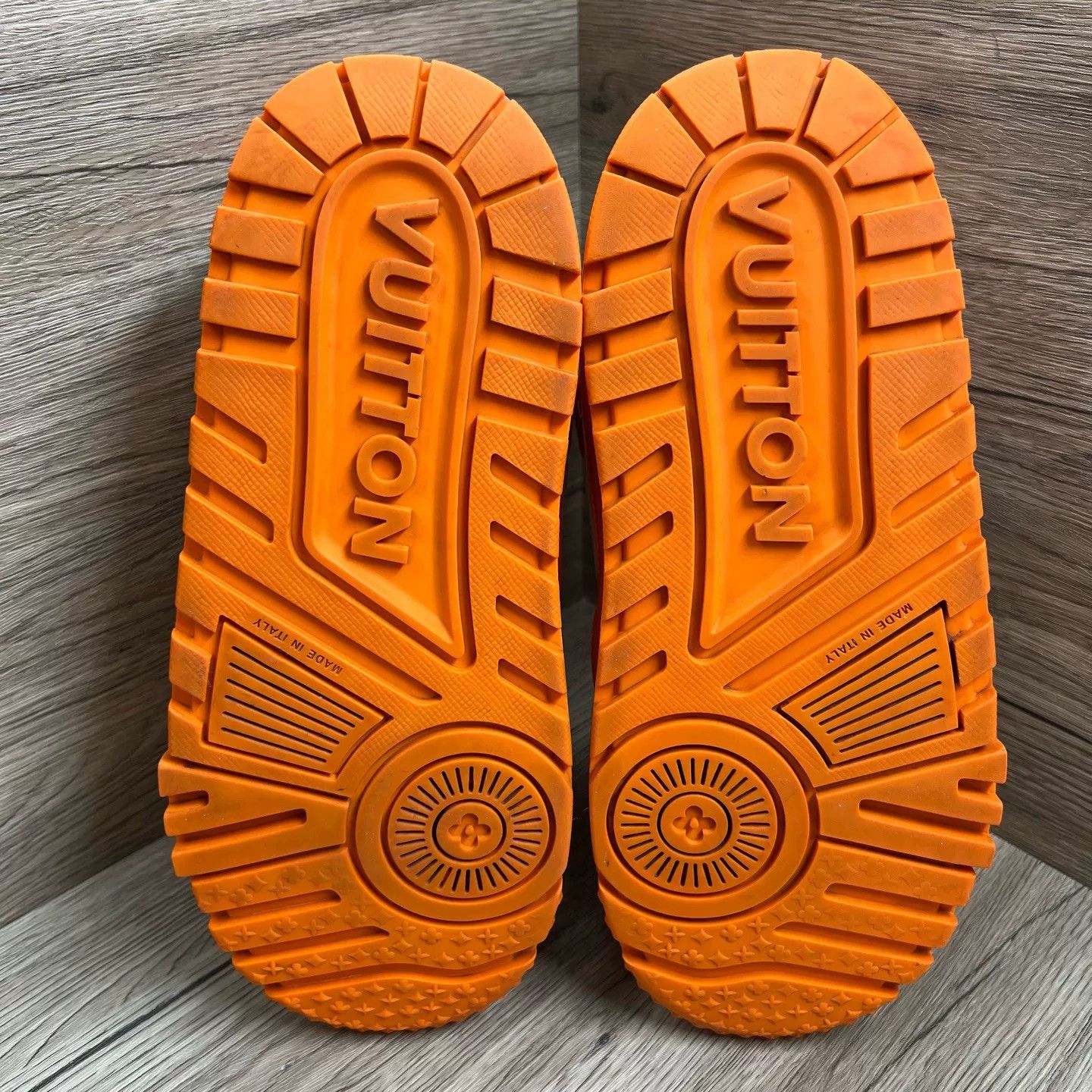 Louis Vuitton Louis Vuitton White Orange Trainer US 8.5 Size US 8.5 / EU 41-42 - 7 Thumbnail