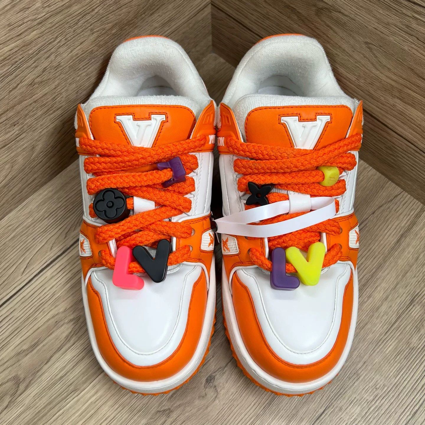 Louis Vuitton Louis Vuitton White Orange Trainer US 8.5 Size US 8.5 / EU 41-42 - 4 Thumbnail