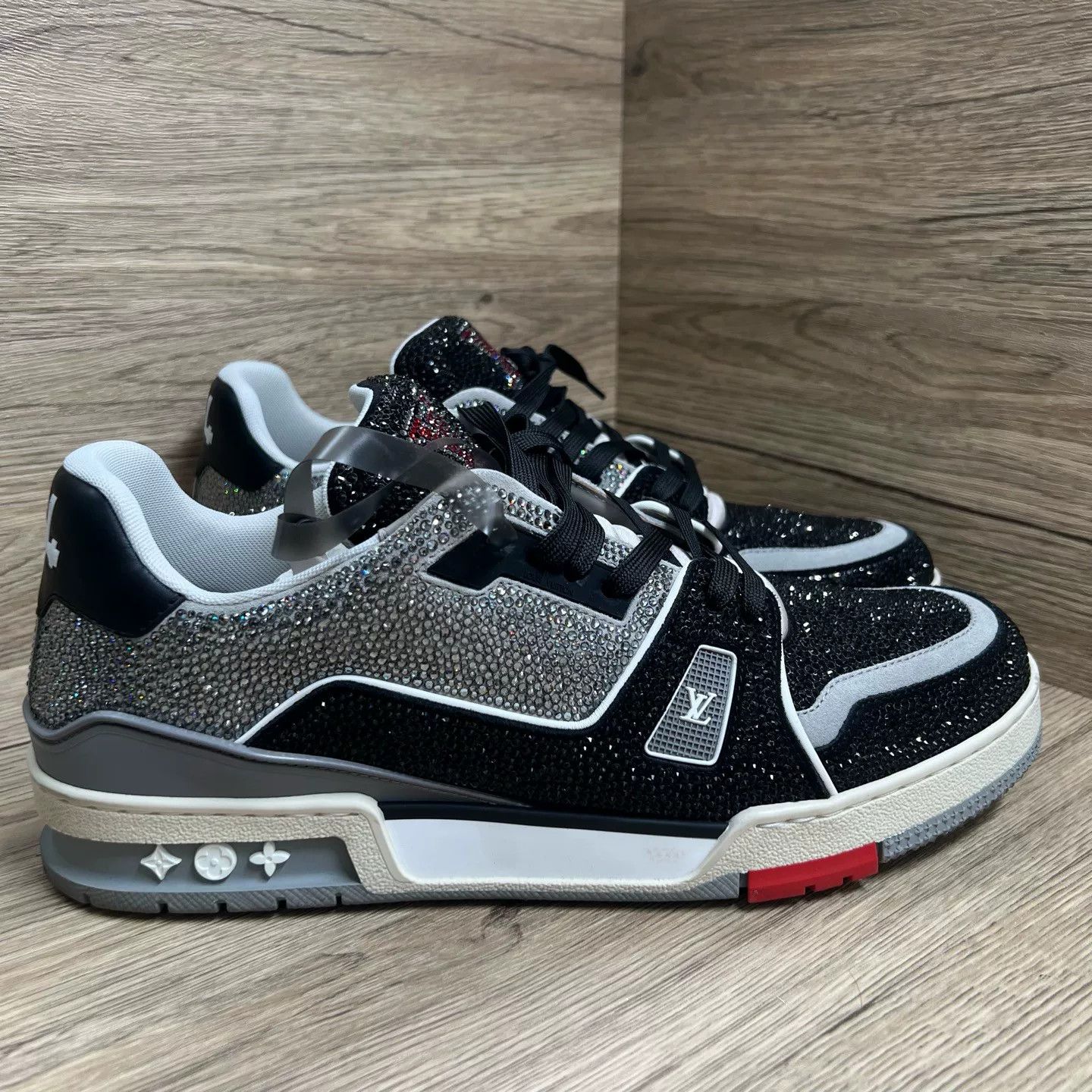 Louis Vuitton Louis Vuitton Crystal Trainer Sneakers Size 11 Size US 11 / EU 44 - 6 Thumbnail