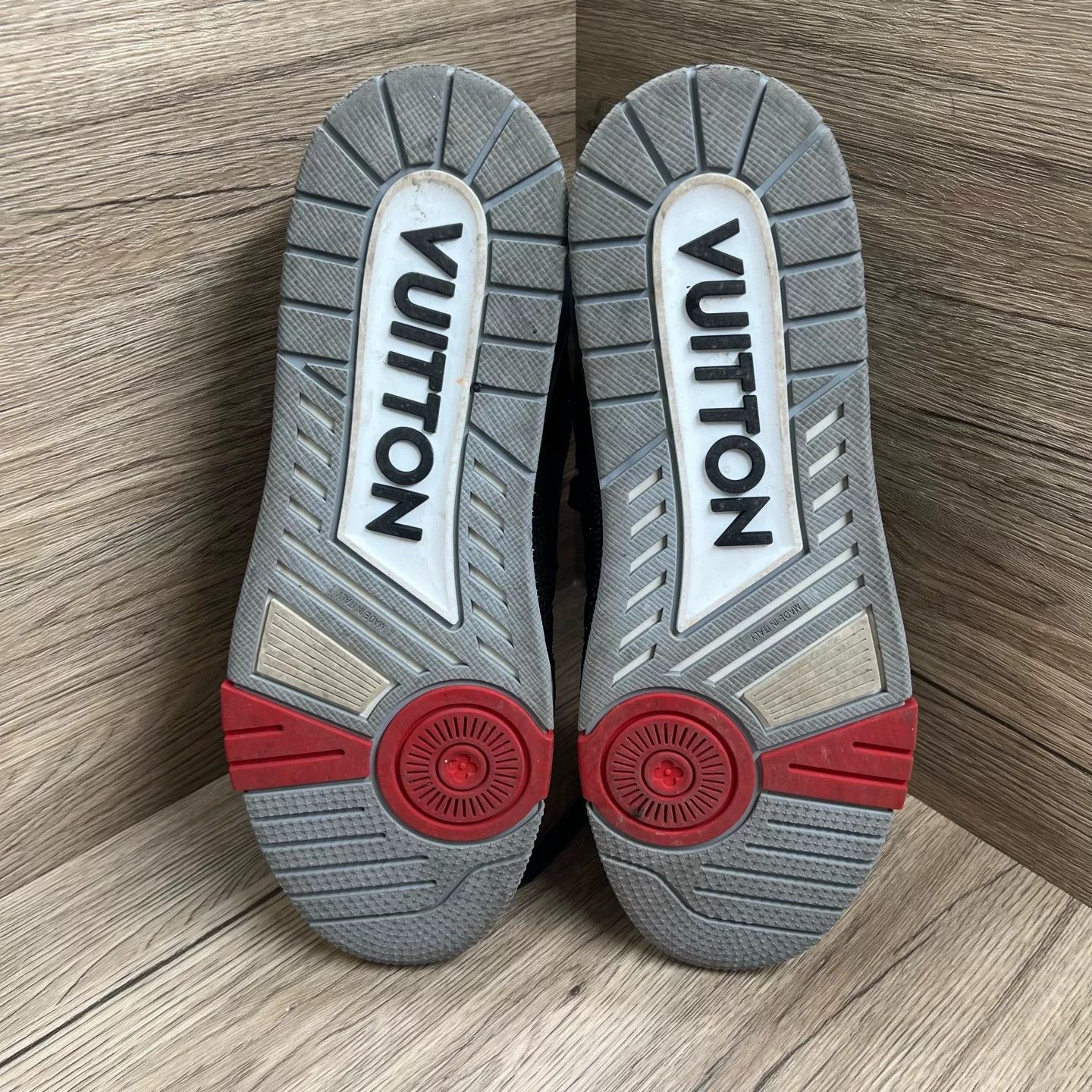 Louis Vuitton Louis Vuitton Crystal Trainer Sneakers Size 11 Size US 11 / EU 44 - 8 Thumbnail