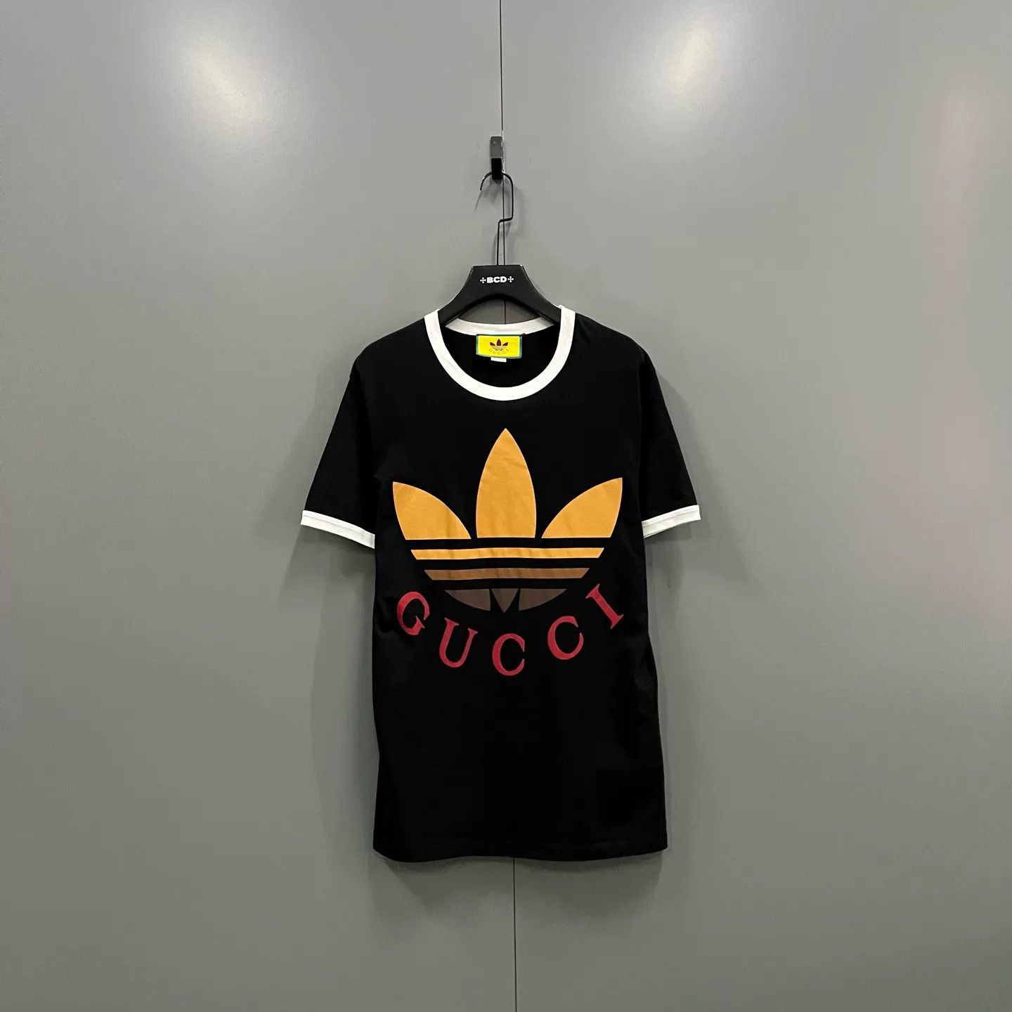 Gucci Gucci x Adidas Logo Print T-Shirt US M Size US M / EU 48-50 / 2 - 2 Thumbnail