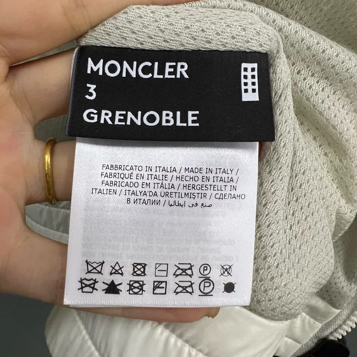 Moncler Moncler Grenoble Heart Print Fleece Hoodie Size S Size US S / EU 44-46 / 1 - 5 Thumbnail