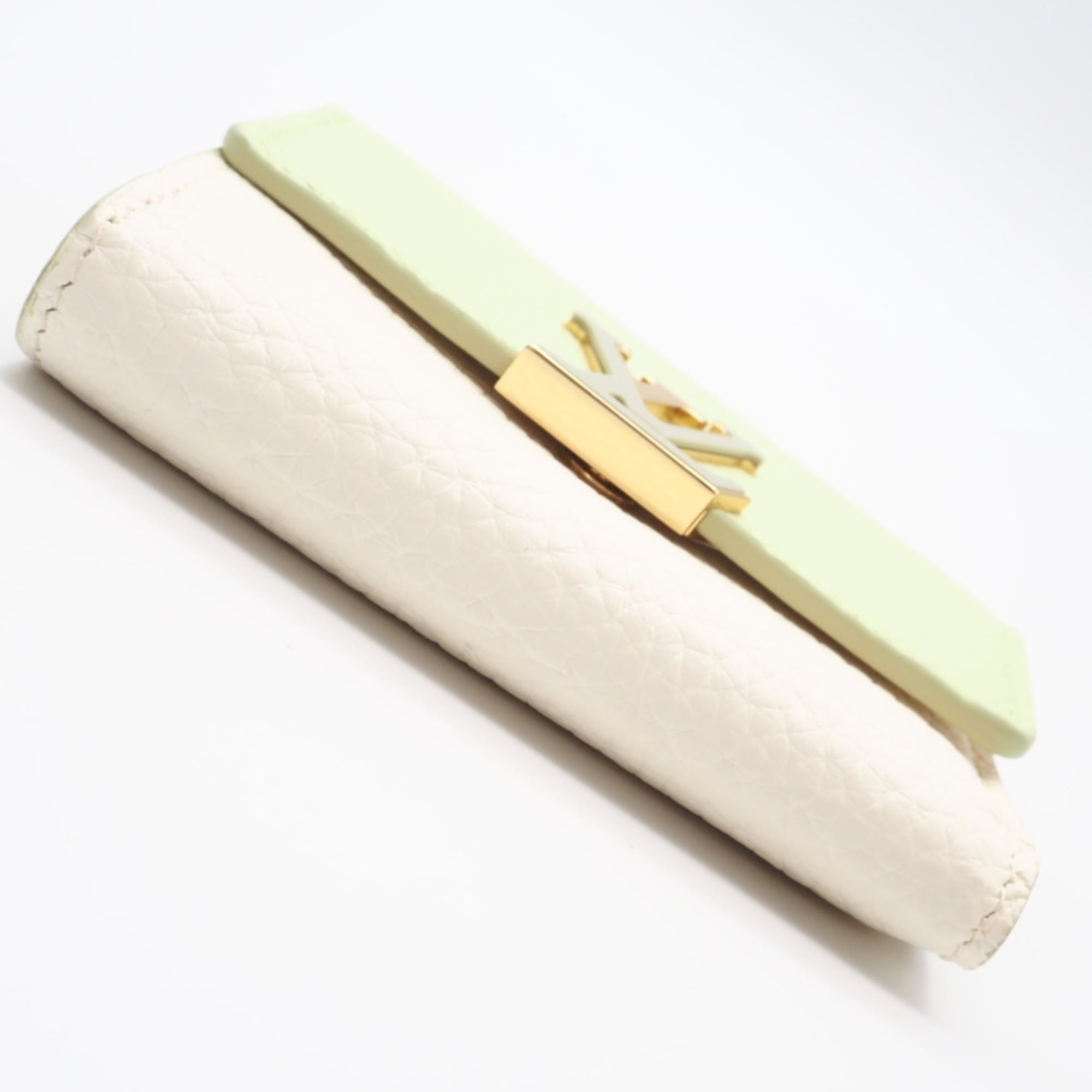 Louis Vuitton Louis Vuitton Taurillon Portefeuille Capucines XS Nato Green M82475 Tri-fold Wallet White Leather Women's Size ONE SIZE - 4 Thumbnail