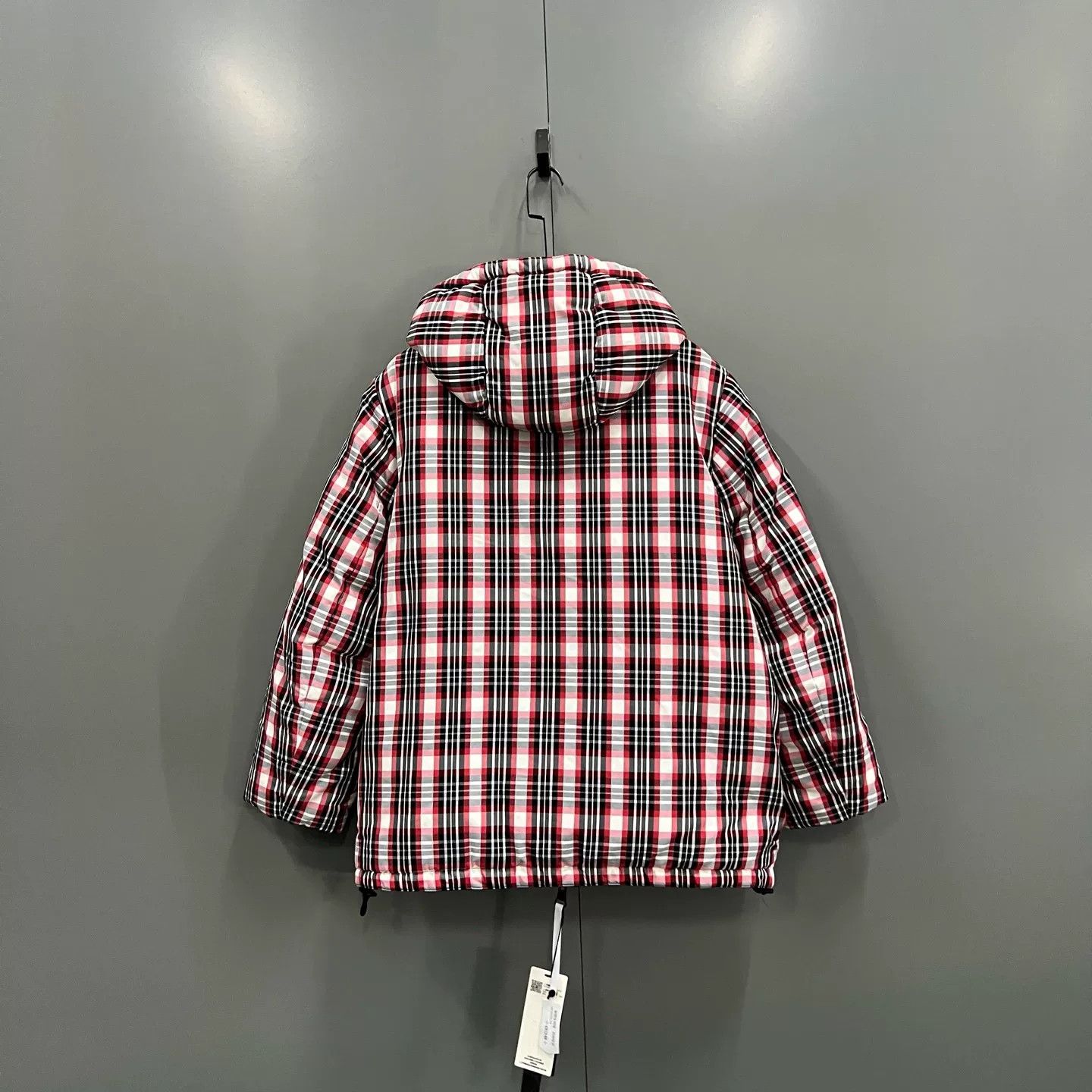 Burberry Burberry Reversible Plaid Hooded Jacket Size L Size US L / EU 52-54 / 3 - 3 Thumbnail