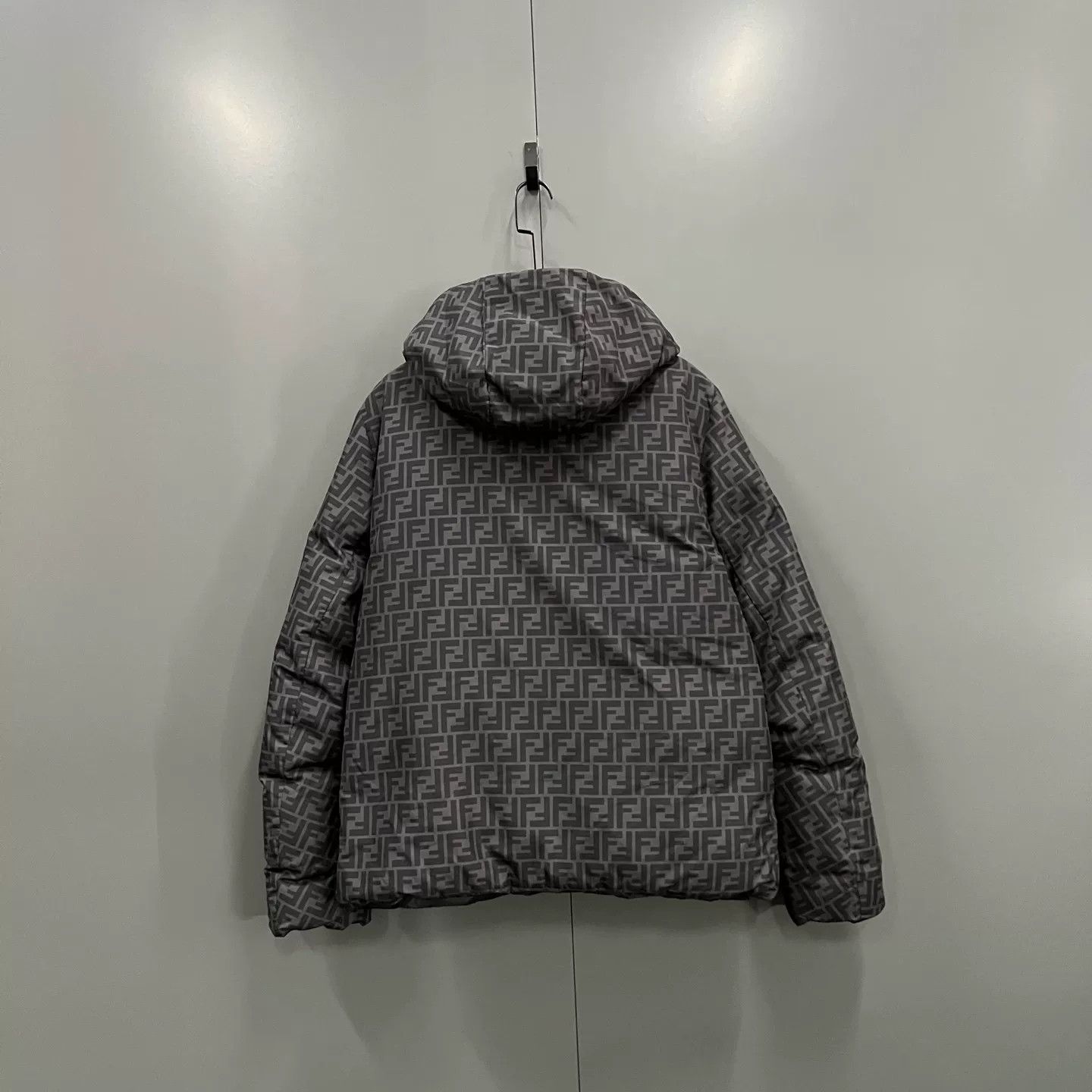 Fendi Fendi Reversible FF Zucca Puffer Jacket 52 Size US L / EU 52-54 / 3 - 3 Thumbnail
