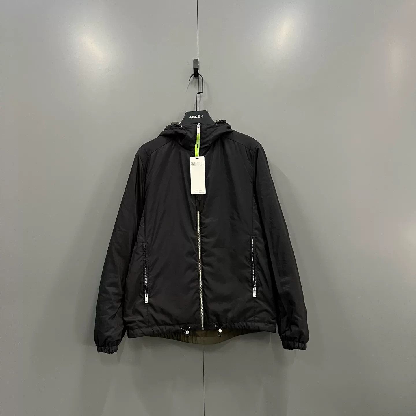 Prada Prada Triangle Logo Reversible Hooded Jacket 52 Size US L / EU 52-54 / 3 - 4 Thumbnail