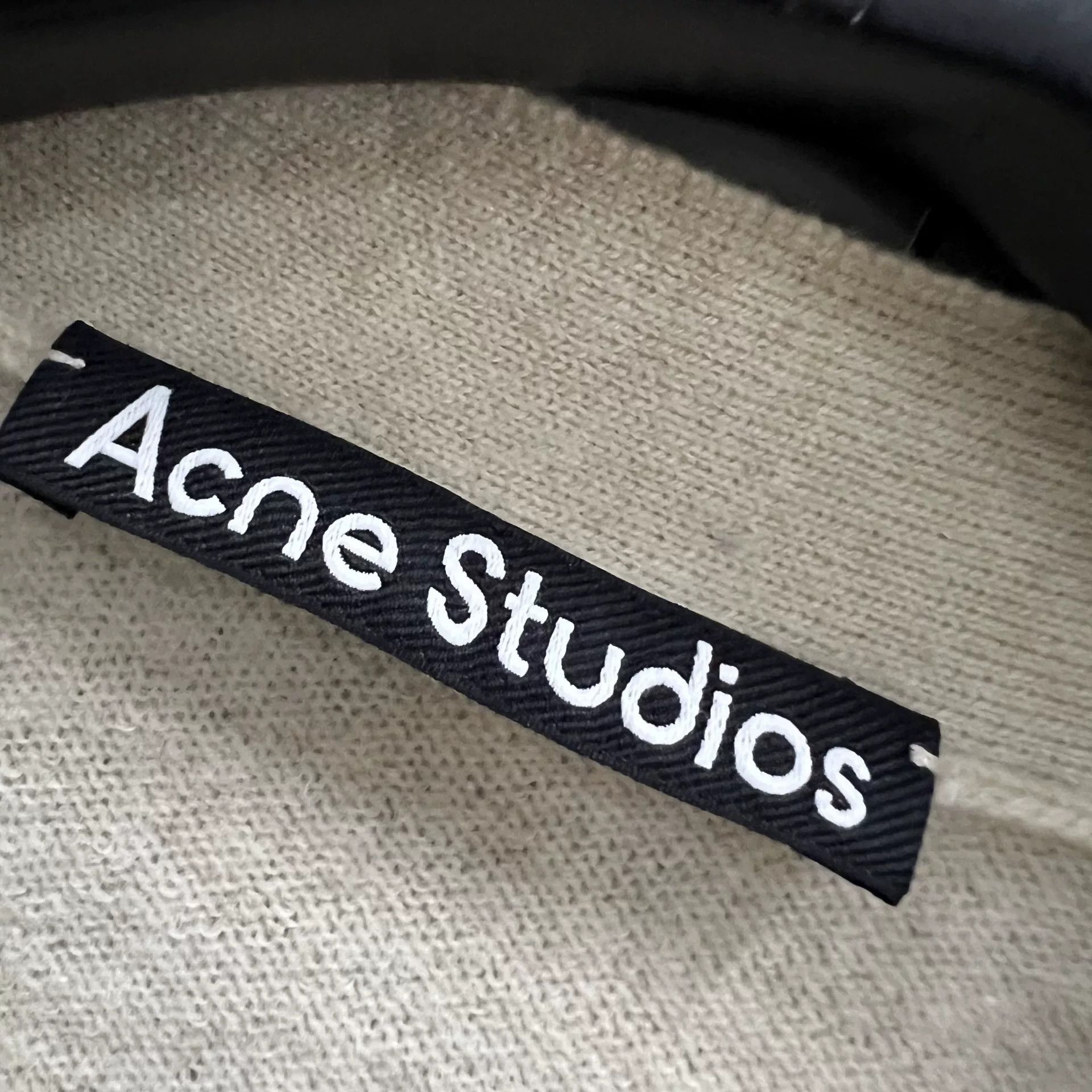 Acne Studios Acne Studios Face Patch Knit Cardigan Size S Size US S / EU 44-46 / 1 - 4 Thumbnail