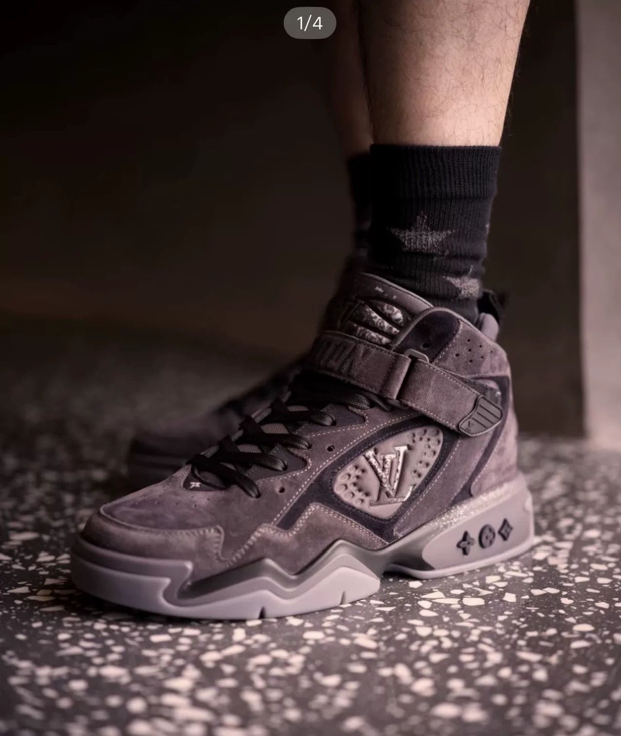 Louis Vuitton Louis Vuitton Gray Trainer 2 Mid Sneakers 7 Size US 8 / EU 41 - 3 Thumbnail