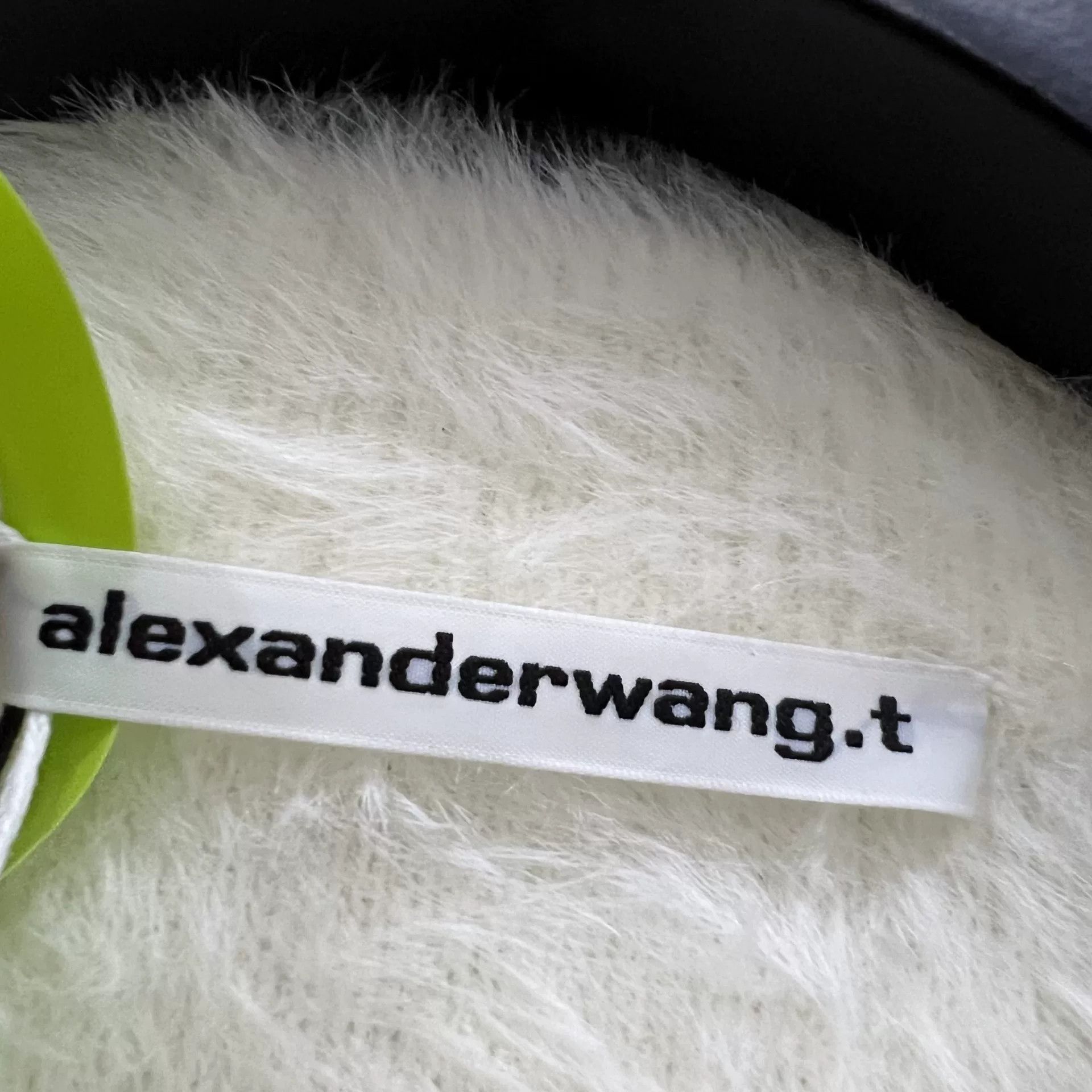 Alexander Wang Alexander Wang Fuzzy Knit Crewneck Sweater M Size M / US 6-8 / IT 42-44 - 4 Thumbnail