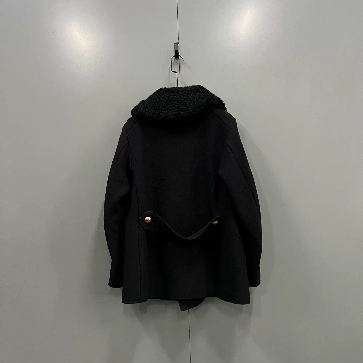 Burberry Burberry Shearling Collar Double Breasted Coat 48 Size US M / EU 48-50 / 2 - 3 Thumbnail