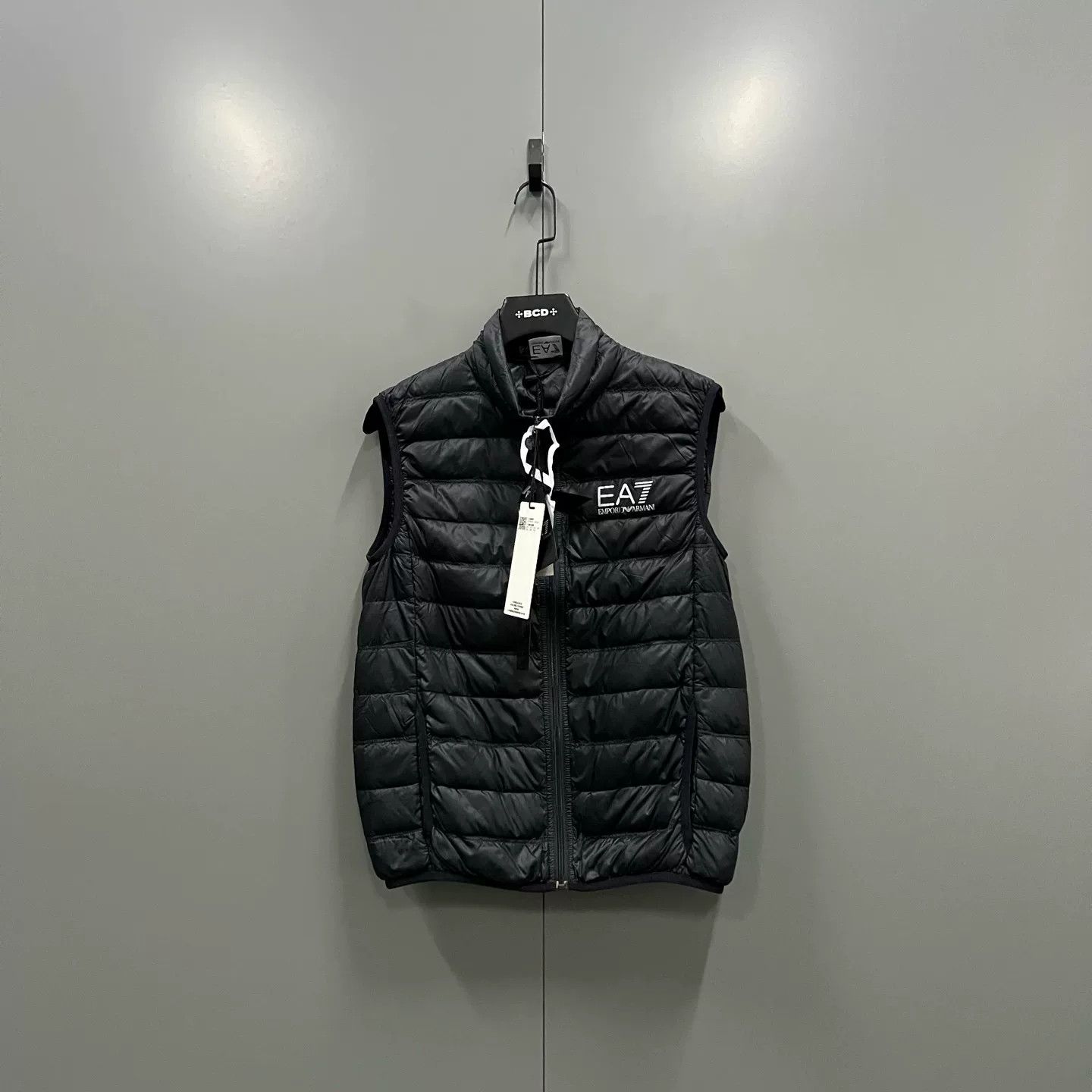 Emporio Armani EA7 Emporio Armani Black Quilted Down Vest Size S Size US S / EU 44-46 / 1 - 2 Thumbnail