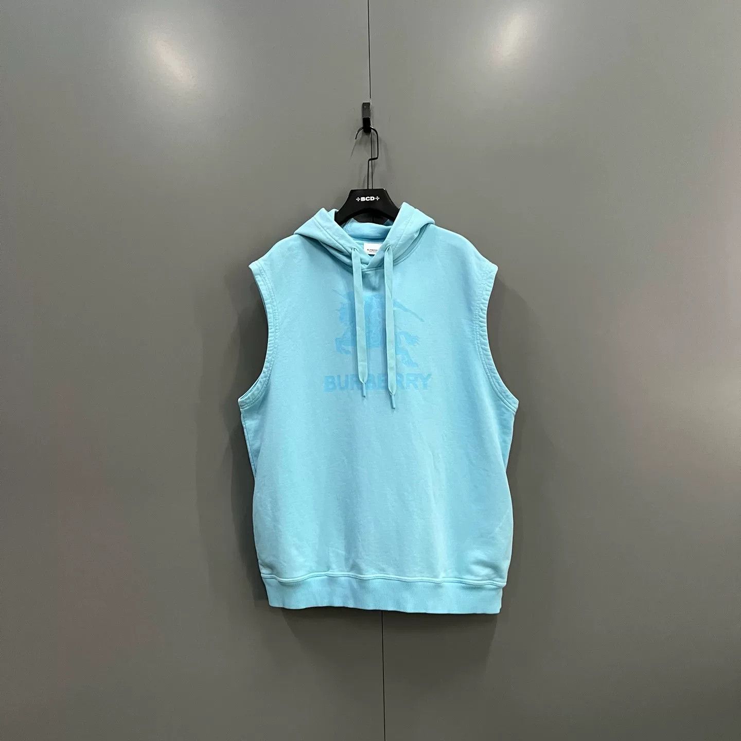 Burberry Burberry Blue Knight Print Sleeveless Hoodie XXL Size US XXL / EU 58 / 5 - 2 Thumbnail