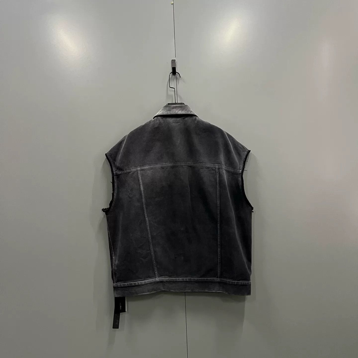 Givenchy Givenchy Logo Embroidered Denim Vest XL Size US XL / EU 56 / 4 - 3 Thumbnail