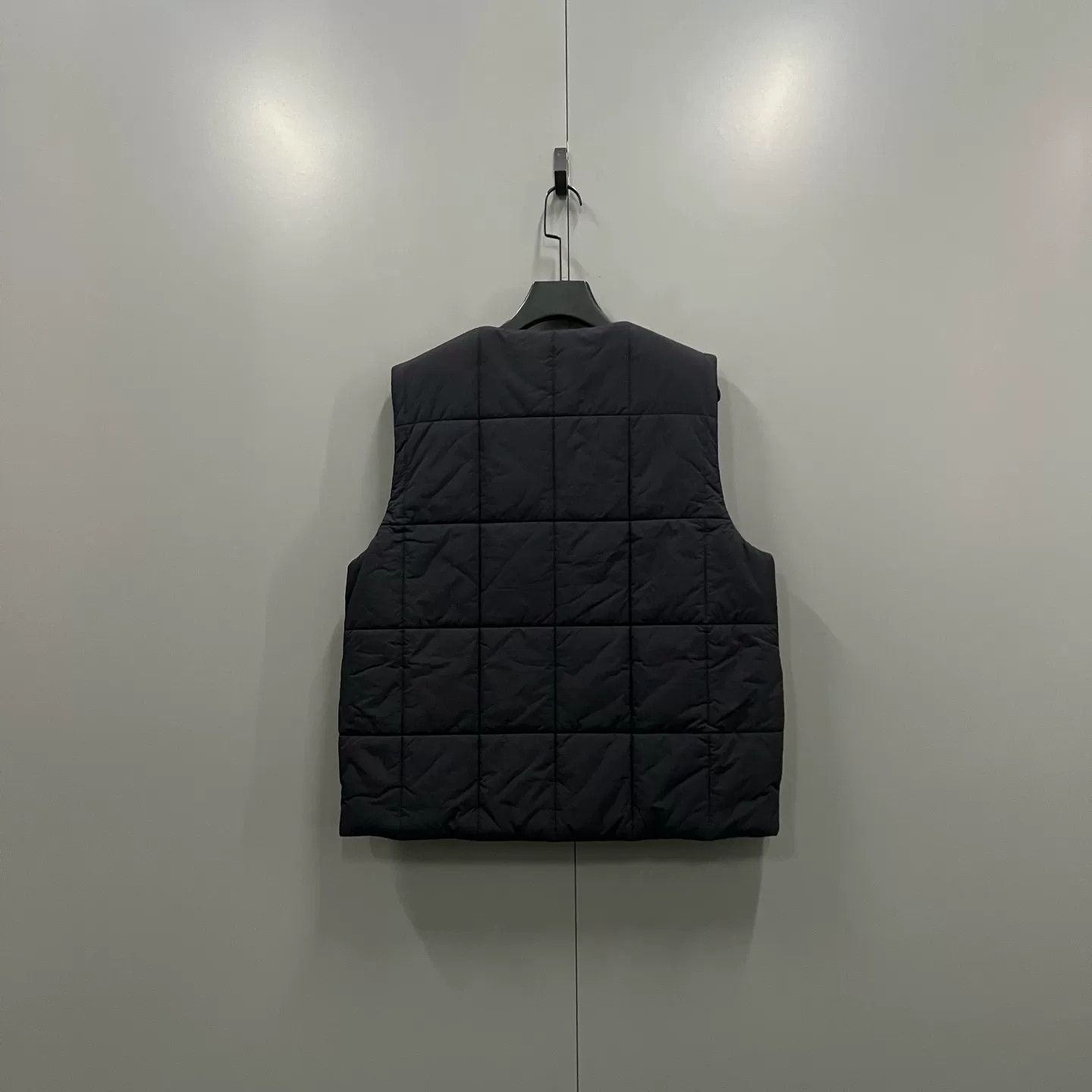 Burberry Burberry Quilted Nylon Vest Size S Size US S / EU 44-46 / 1 - 3 Thumbnail