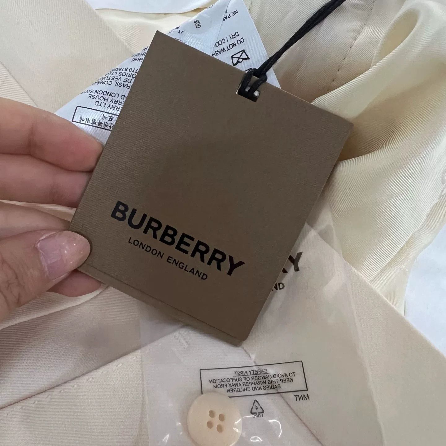 Burberry Burberry Beige Virgin Wool Casual Pants Size 32 Size US 32 / EU 48 - 5 Thumbnail