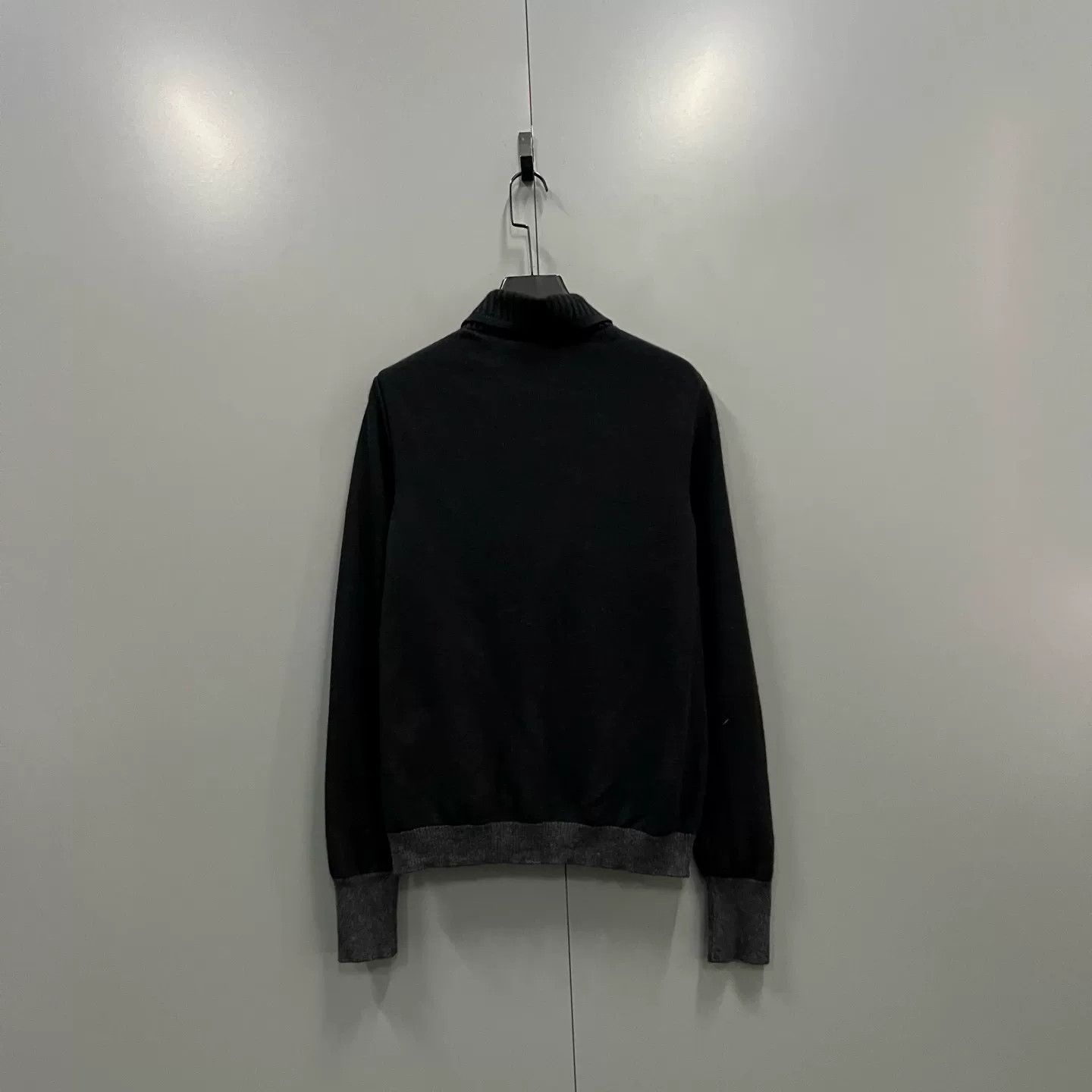 Louis Vuitton Louis Vuitton Cashmere Blend Knit Cardigan Size S Size US S / EU 44-46 / 1 - 3 Thumbnail