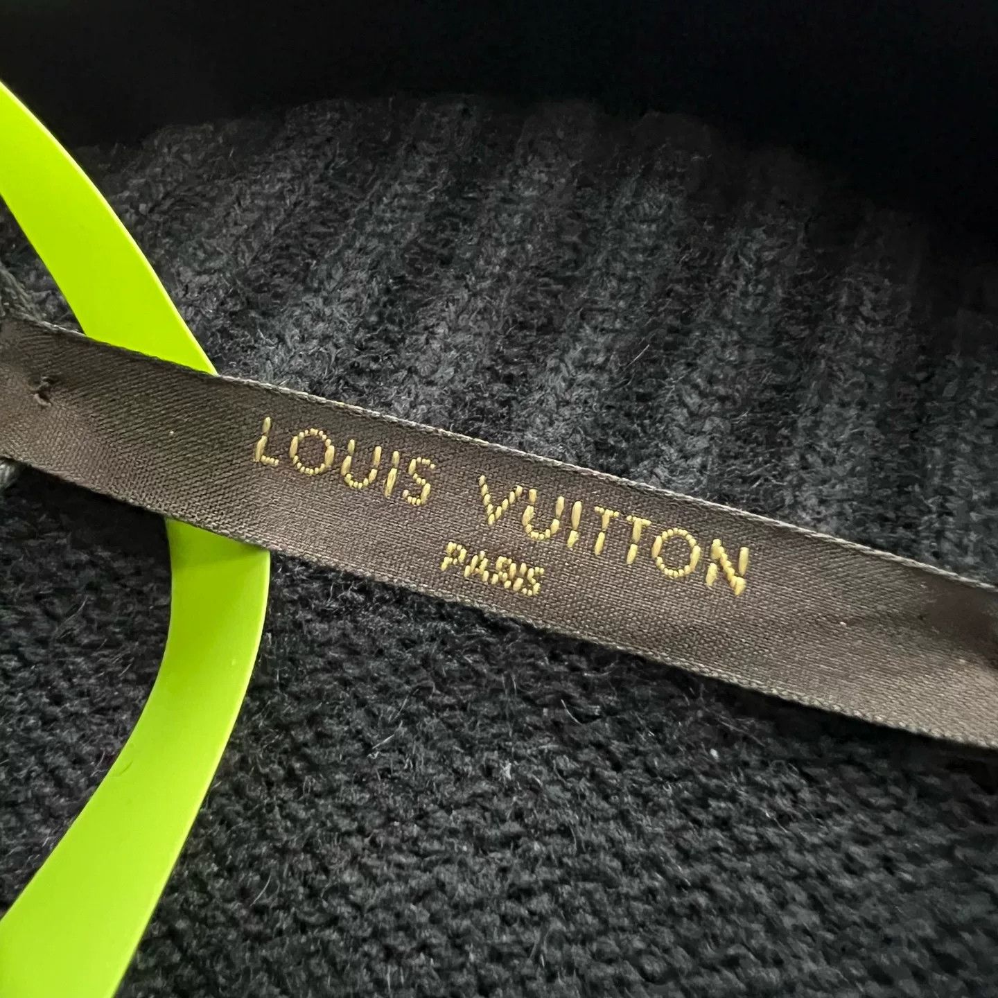 Louis Vuitton Louis Vuitton Cashmere Blend Knit Cardigan Size S Size US S / EU 44-46 / 1 - 4 Thumbnail